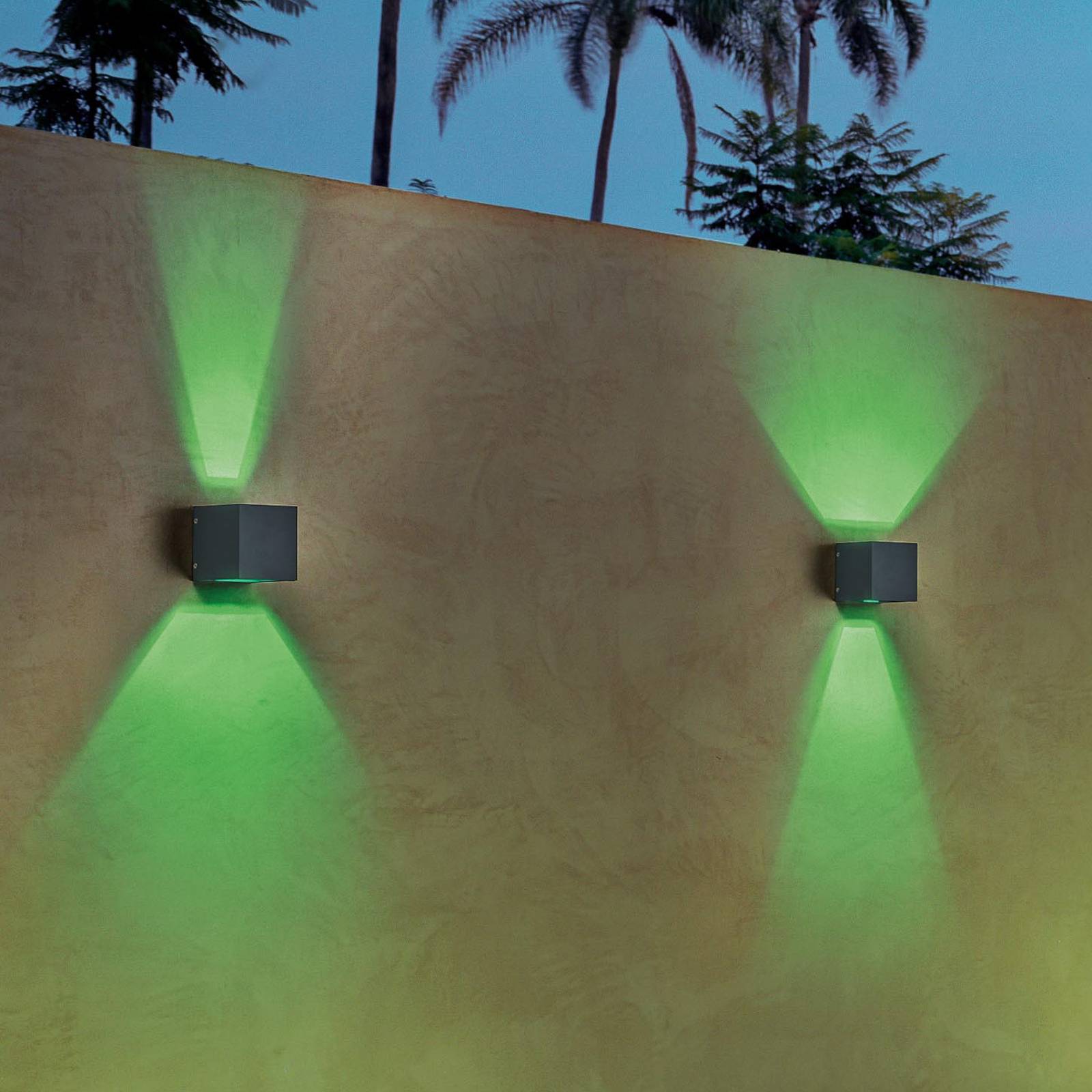 LEDVANCE SMART+ Outdoor WiFi Beam LED-Wandleuchte, RGB, IP44 von LEDVANCE SMART+