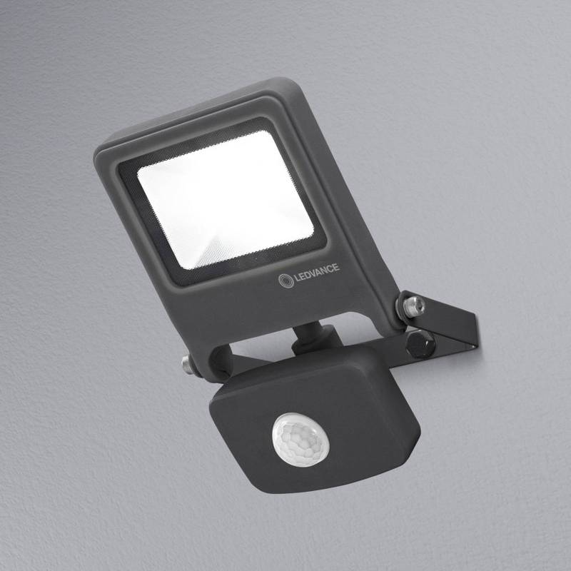 LEDVANCE Endura Flood LED-Außenspot Sensor 4.000 K von LEDVANCE