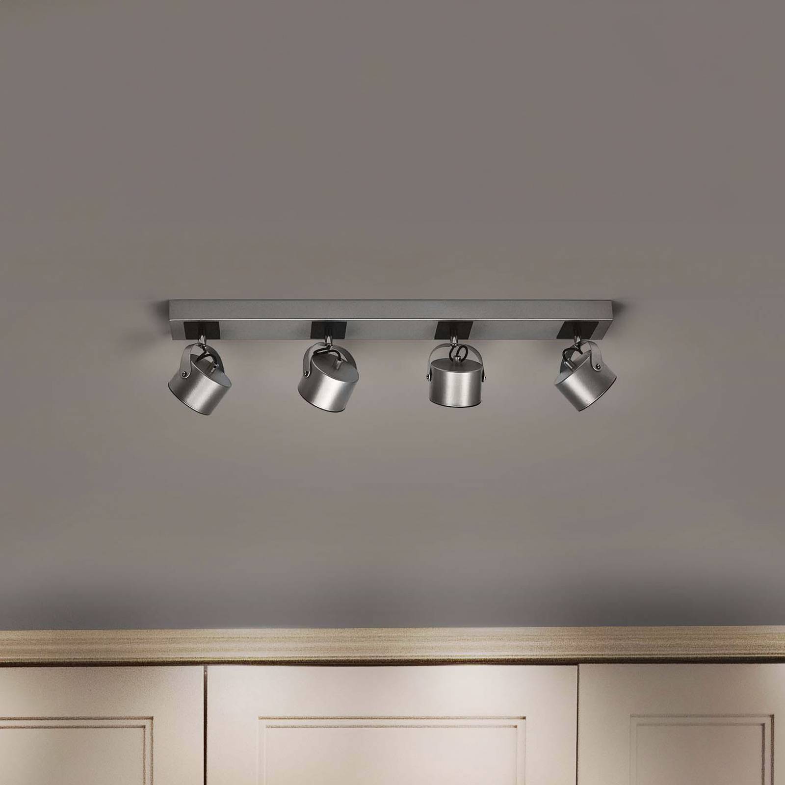 LEDVANCE LED-Deckenstrahler Jupiter, 3.000 K, 4-fl., lang LEDVANCE LED-Deckenstrahler Jupiter, 3.000 K, 4-fl., lang von LEDVANCE