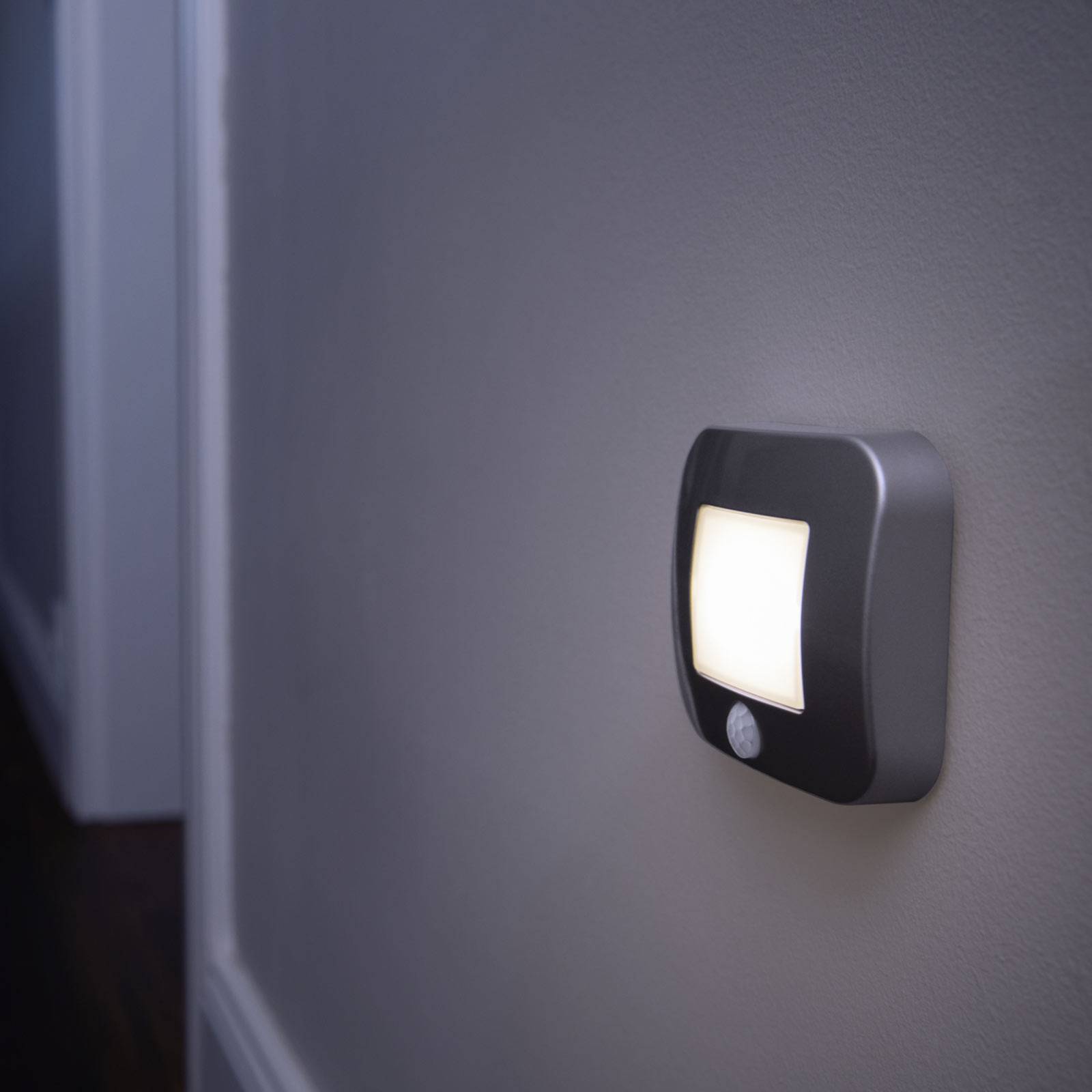 LEDVANCE Nightlux Hall Nachtlicht Sensor silber LEDVANCE Nightlux Hall Nachtlicht Sensor silber von LEDVANCE