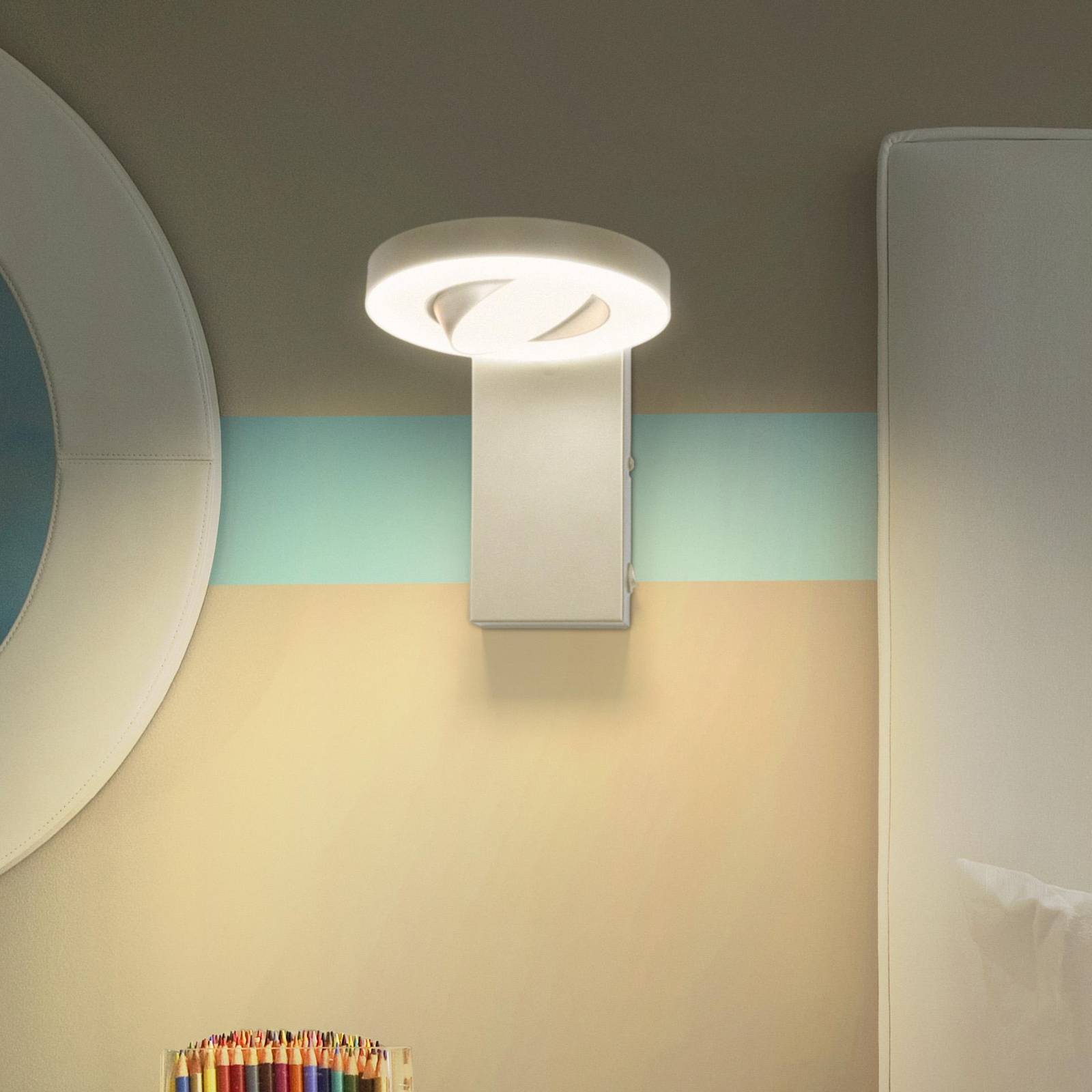 LEDVANCE LED-Wandstrahler Saturn CCT, Schalter, weiß LEDVANCE LED-Wandstrahler Saturn CCT, Schalter, weiß von LEDVANCE