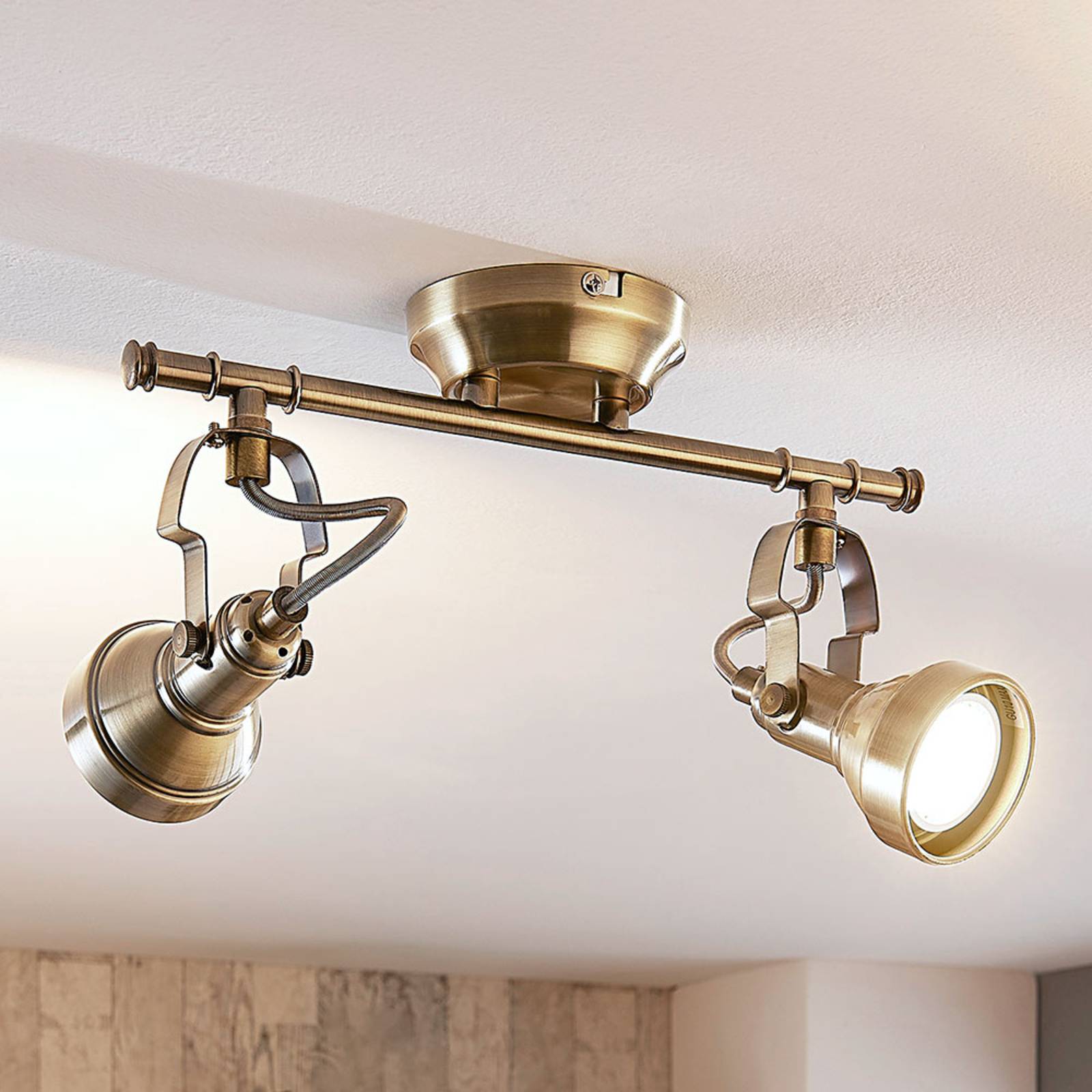 Lindby Deckenlampe Perseas, 31 cm, 2-flg., altmessing, GU10 Lindby Deckenlampe Perseas, 31 cm, 2-flg., altmessing, GU10 von LINDBY