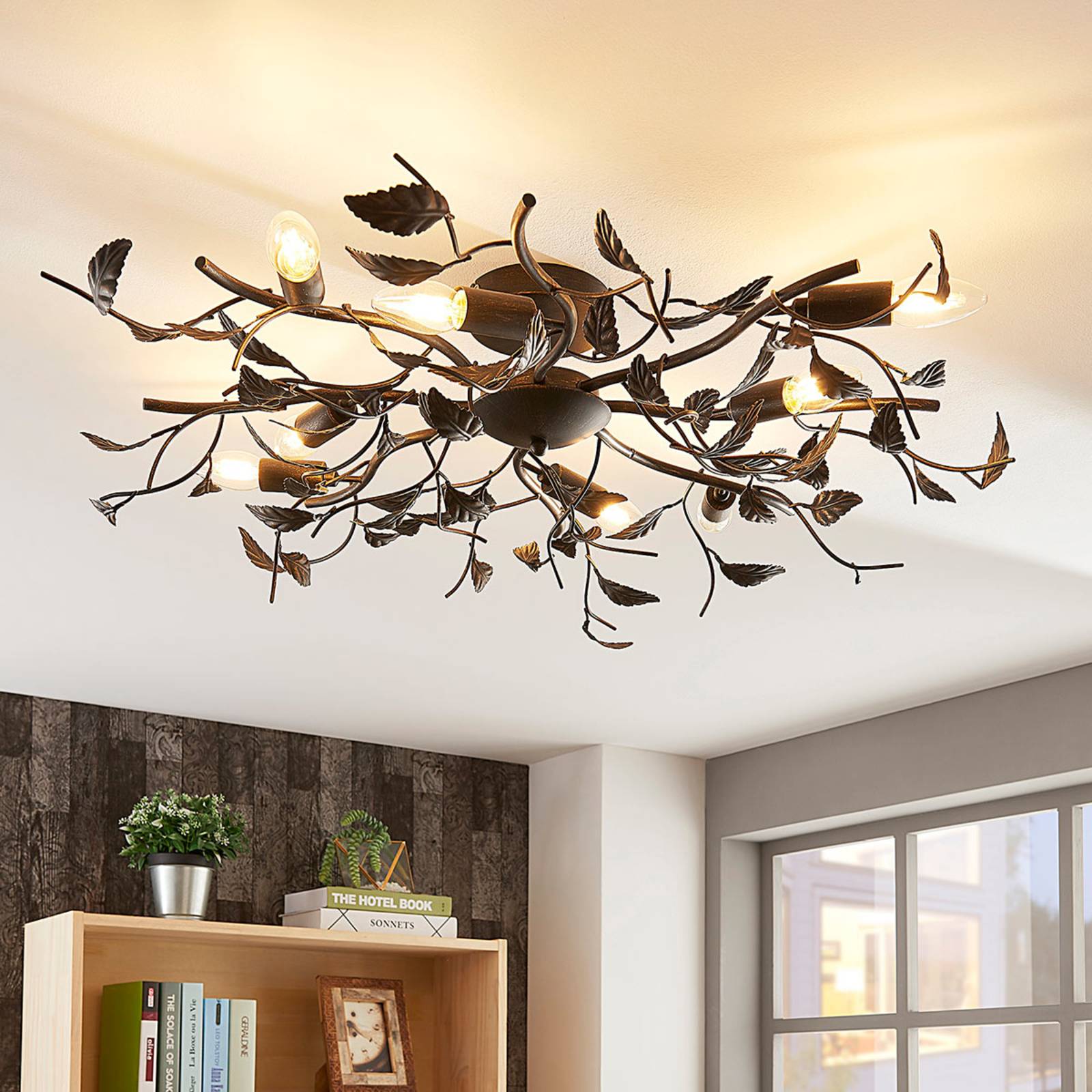 Lindby Deckenlampe Yos, 8-flg., 85 cm, schwarz-kupfer, E14 Lindby Deckenlampe Yos, 8-flg., 85 cm, schwarz-kupfer, E14 von LINDBY