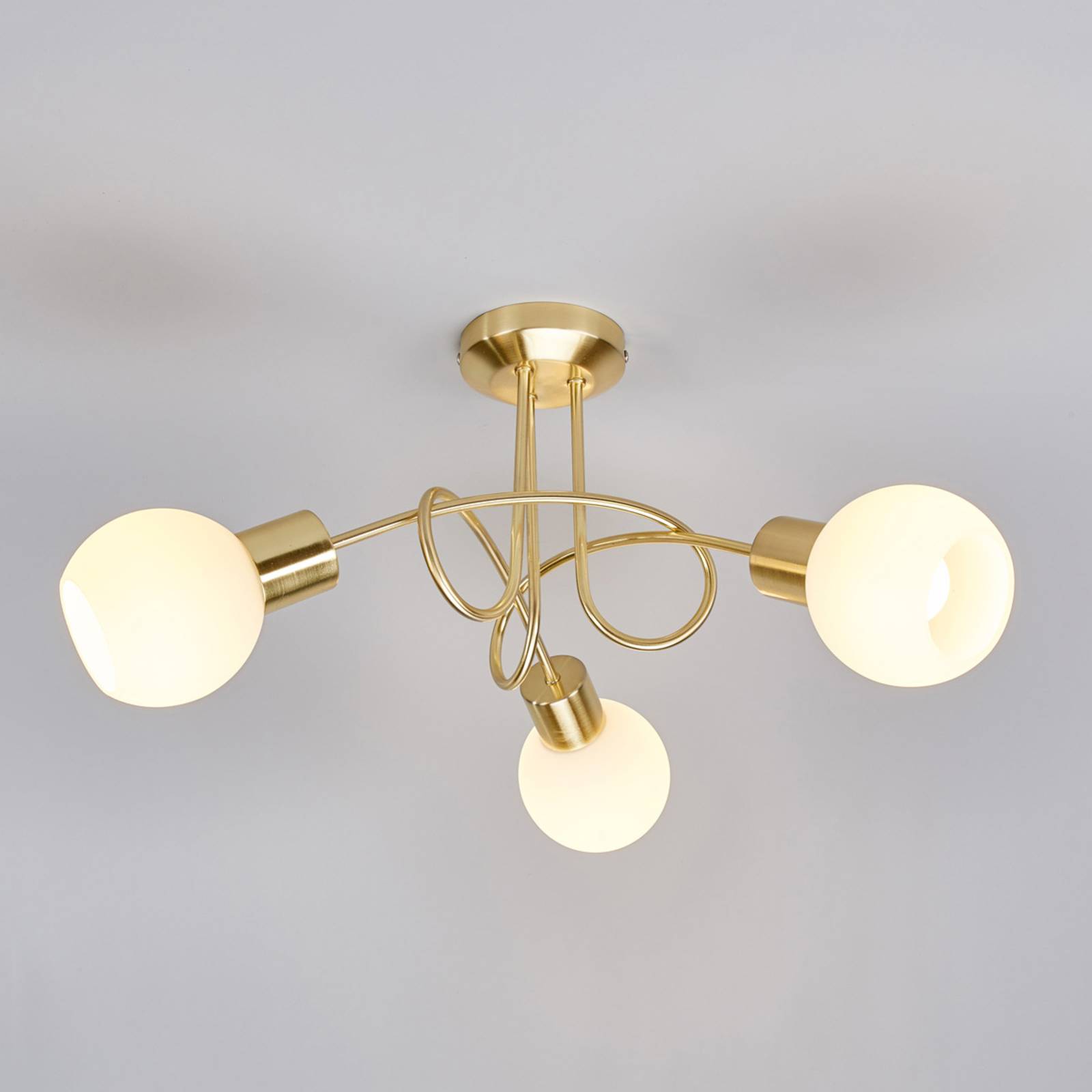 Lindby Deckenlampe Elaina, Ø52cm, 3-flg., messing, Glas, E14 Lindby Deckenlampe Elaina, Ø52cm, 3-flg., messing, Glas, E14 von LINDBY