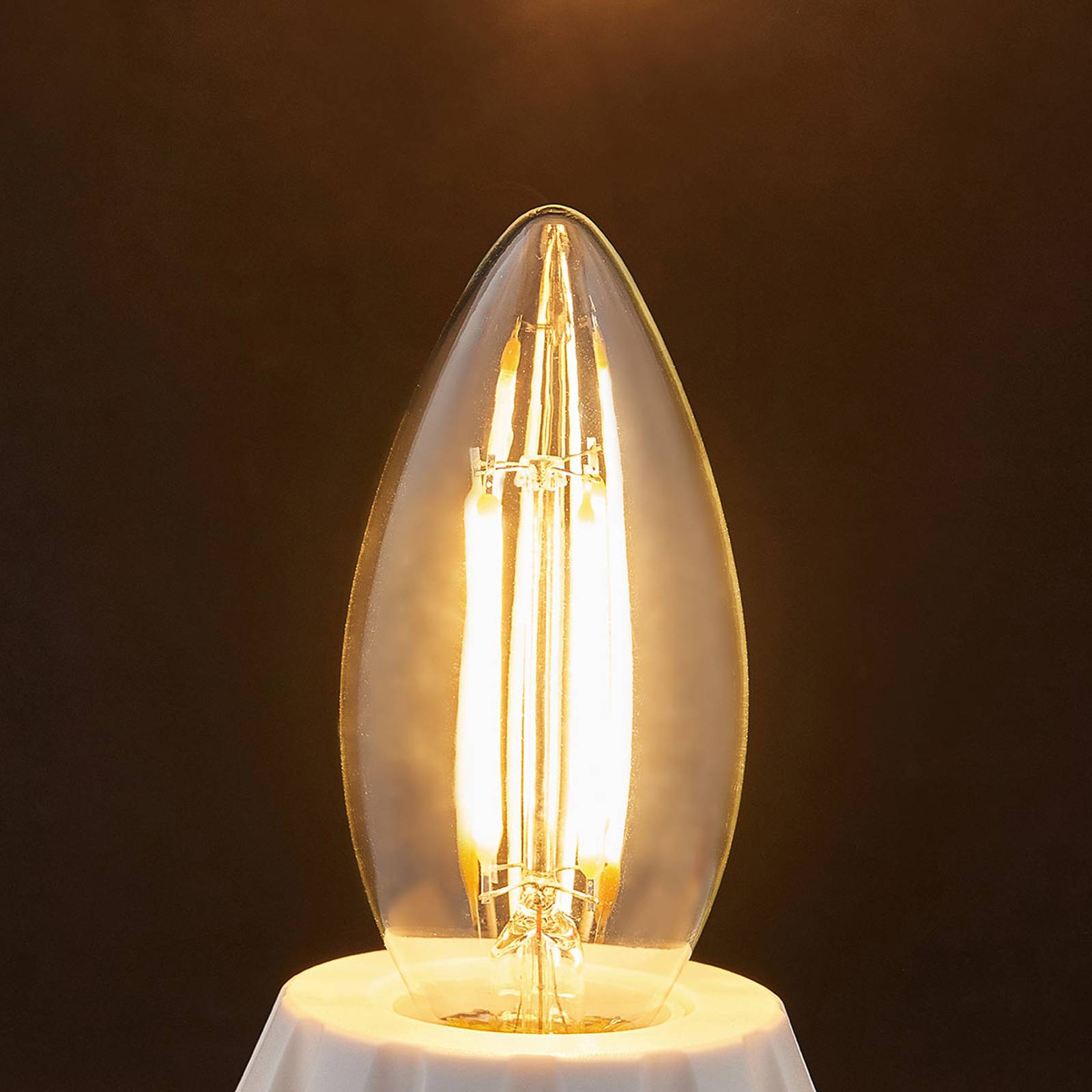 Lindby LED-Leuchtmittel, Kerze, E14, 4W, klar, 2700K Lindby LED-Leuchtmittel, Kerze, E14, 4W, klar, 2700K von LINDBY