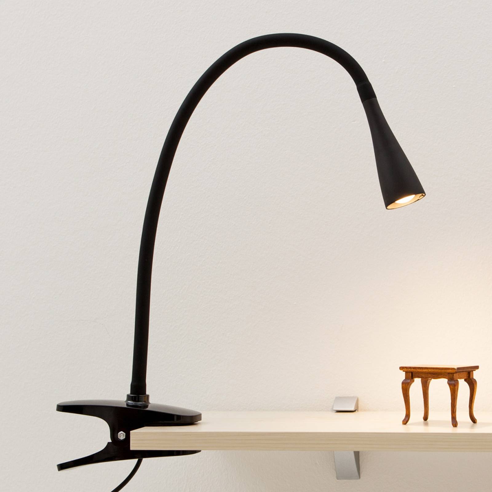 Lindby LED-Klemmleuchte Baris, schwarz, Höhe 44 cm, 3000K Lindby LED-Klemmleuchte Baris, schwarz, Höhe 44 cm, 3000K von LINDBY