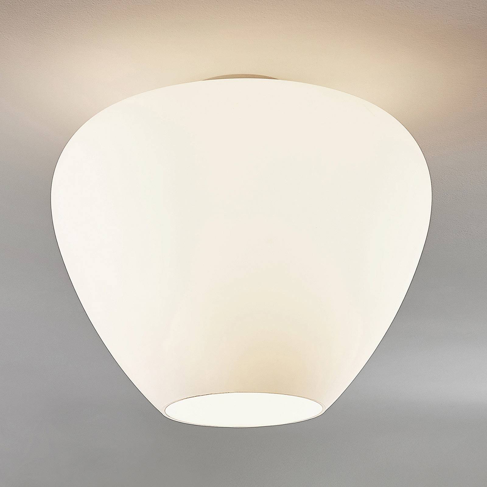 Lindby Deckenlampe Bibiane, opalweiß, Glas, Ø 38 cm, E27 Lindby Deckenlampe Bibiane, opalweiß, Glas, Ø 38 cm, E27 von LINDBY