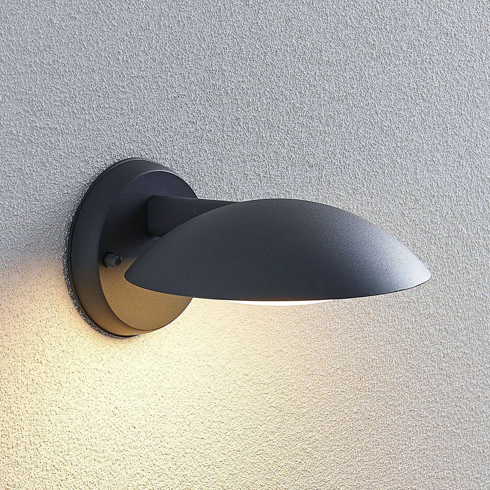 LED-Außenwandleuchte Maive in Dunkelgrau LED-Außenwandleuchte Maive in Dunkelgrau von LINDBY