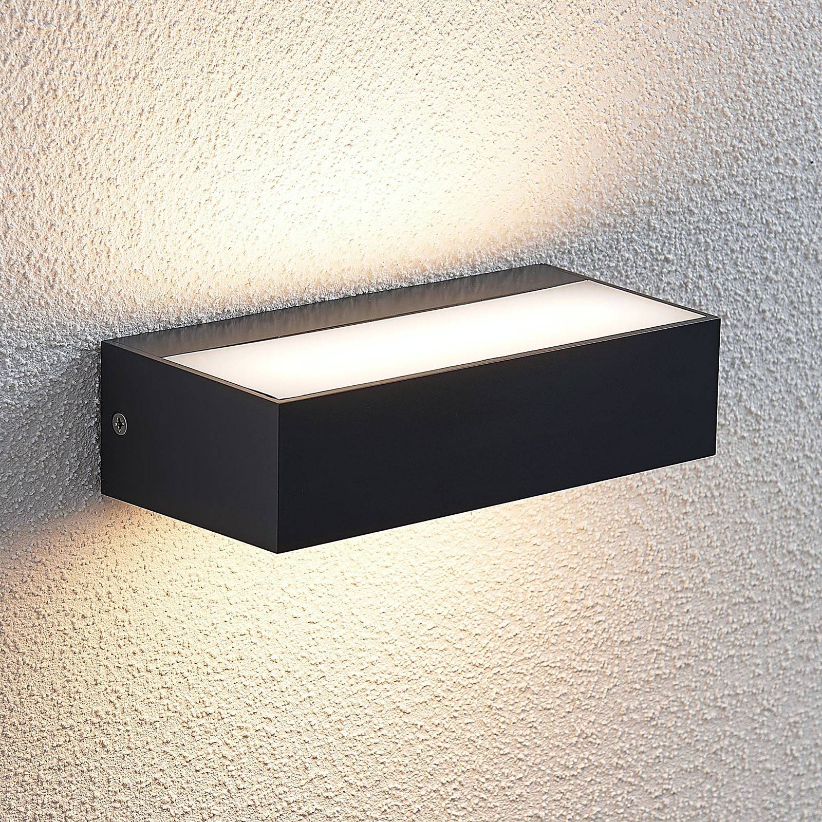 Lindby LED-Außenwandlampe Nienke, 17 cm, seewasserfest, IP65 Lindby LED-Außenwandlampe Nienke, 17 cm, seewasserfest, IP65 von LINDBY