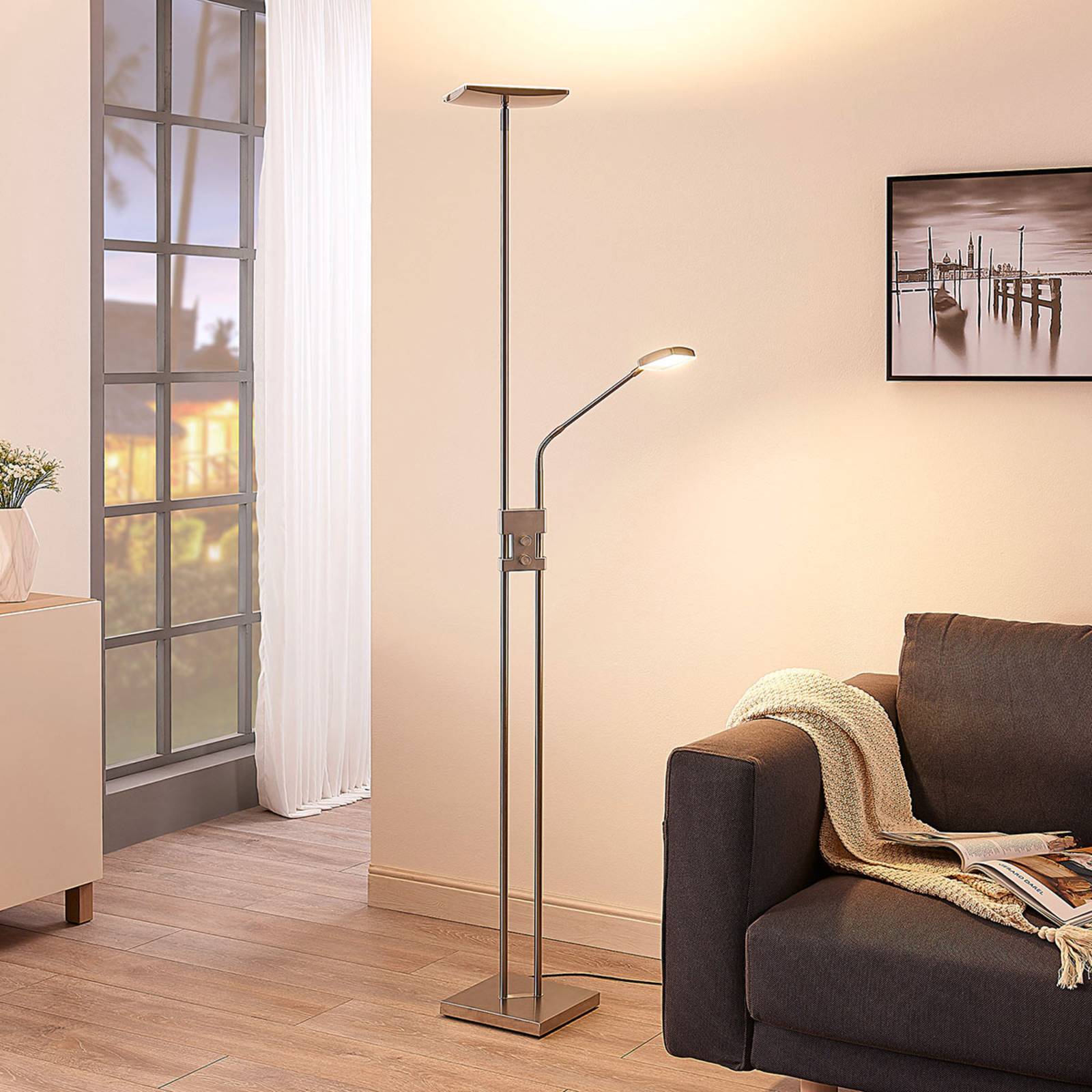 Lindby LED-Stehlampe Jonne, eckig, Lesearm, dimmbar, 180 cm Lindby LED-Stehlampe Jonne, eckig, Lesearm, dimmbar, 180 cm von LINDBY