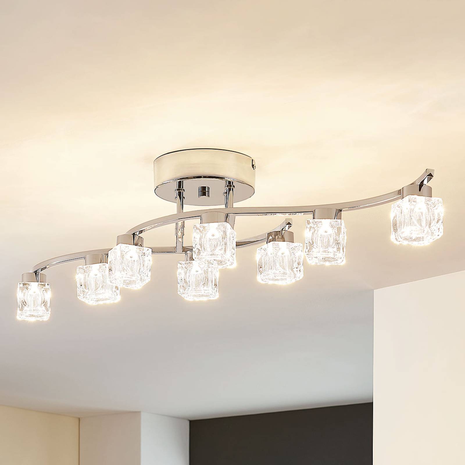 Lindby LED-Deckenleuchte Yaro, 8-flg., chrom, dimmbar Lindby LED-Deckenleuchte Yaro, 8-flg., chrom, dimmbar von LINDBY