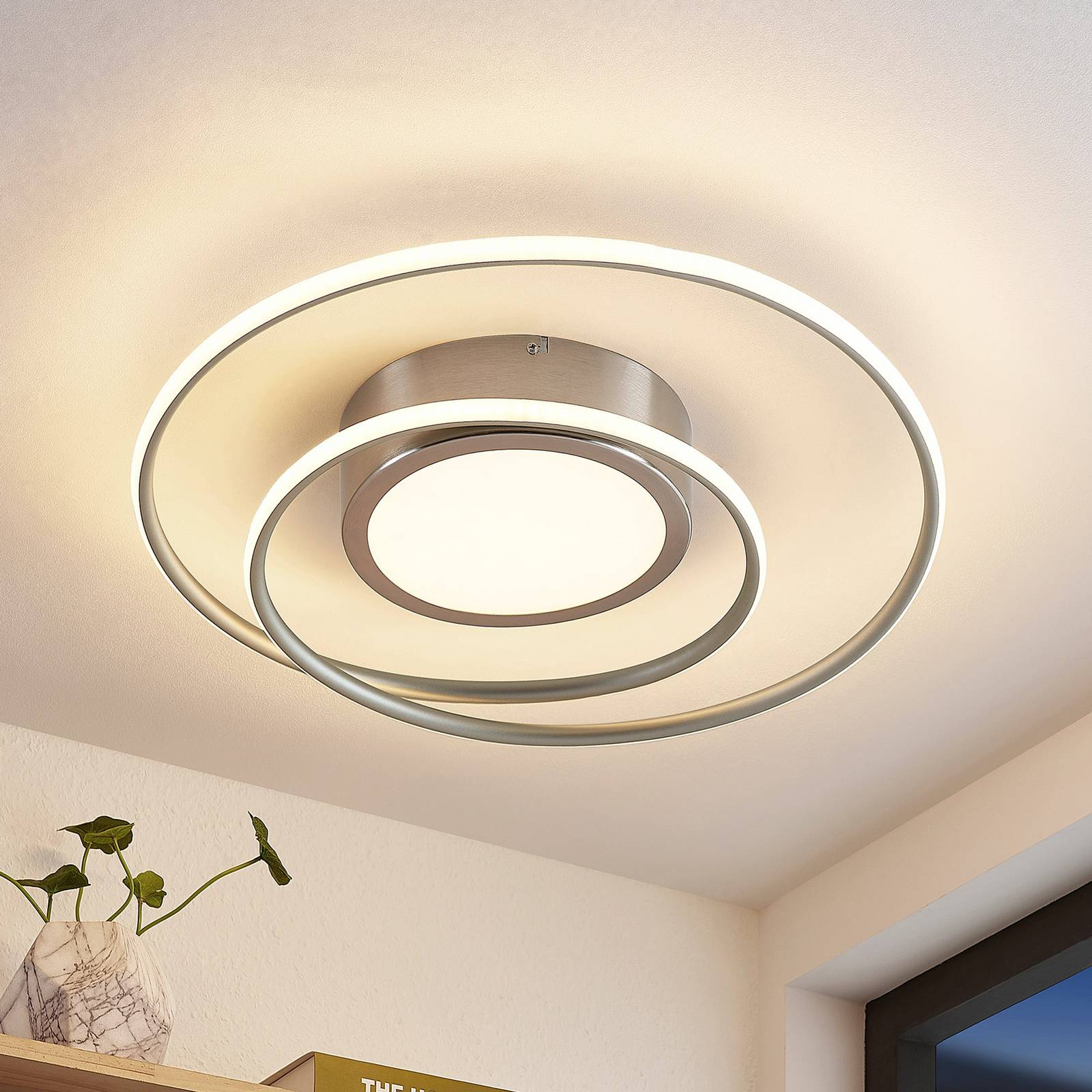 Lindby LED-Deckenlampe Bovia, CCT, Fernbedienung, dimmbar Lindby LED-Deckenlampe Bovia, CCT, Fernbedienung, dimmbar von LINDBY