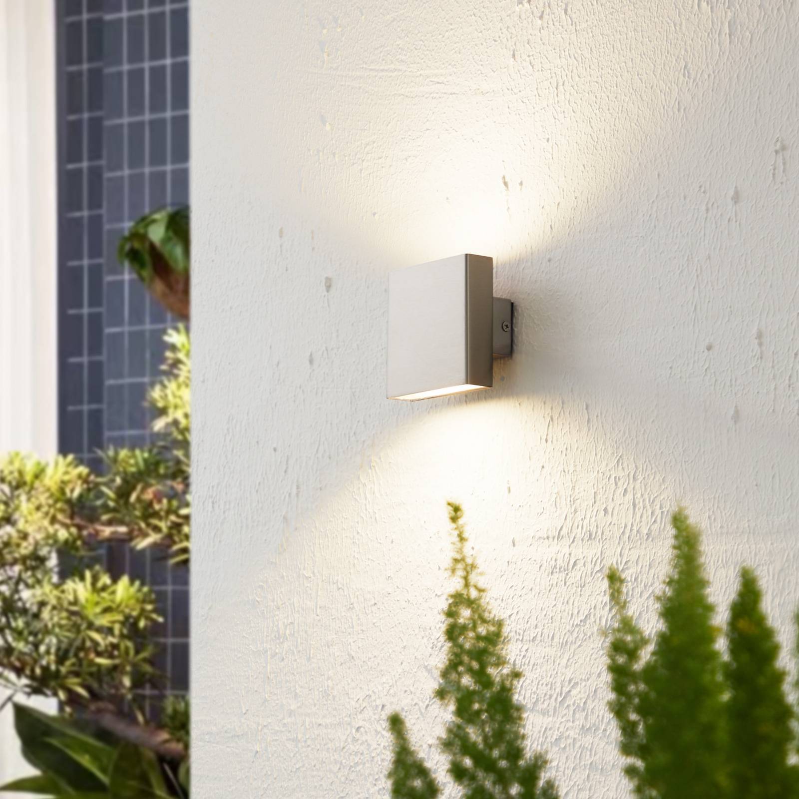 Lindby Dilvana LED-Außenwandleuchte 10 cm Lindby Dilvana LED-Außenwandleuchte 10 cm von LINDBY