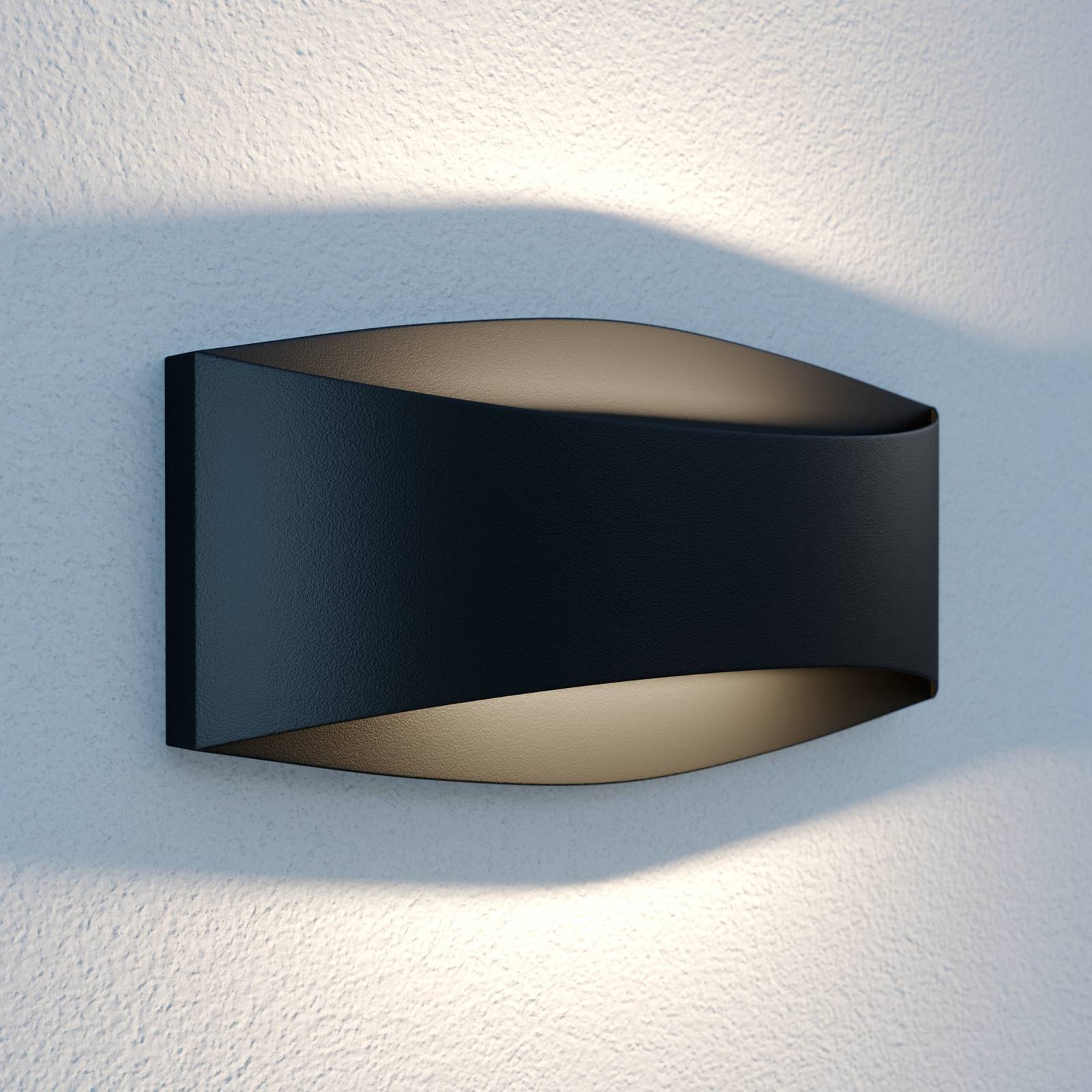Lindby Evric LED-Außenwandleuchte, Breite 25,4 cm Lindby Evric LED-Außenwandleuchte, Breite 25,4 cm von LINDBY