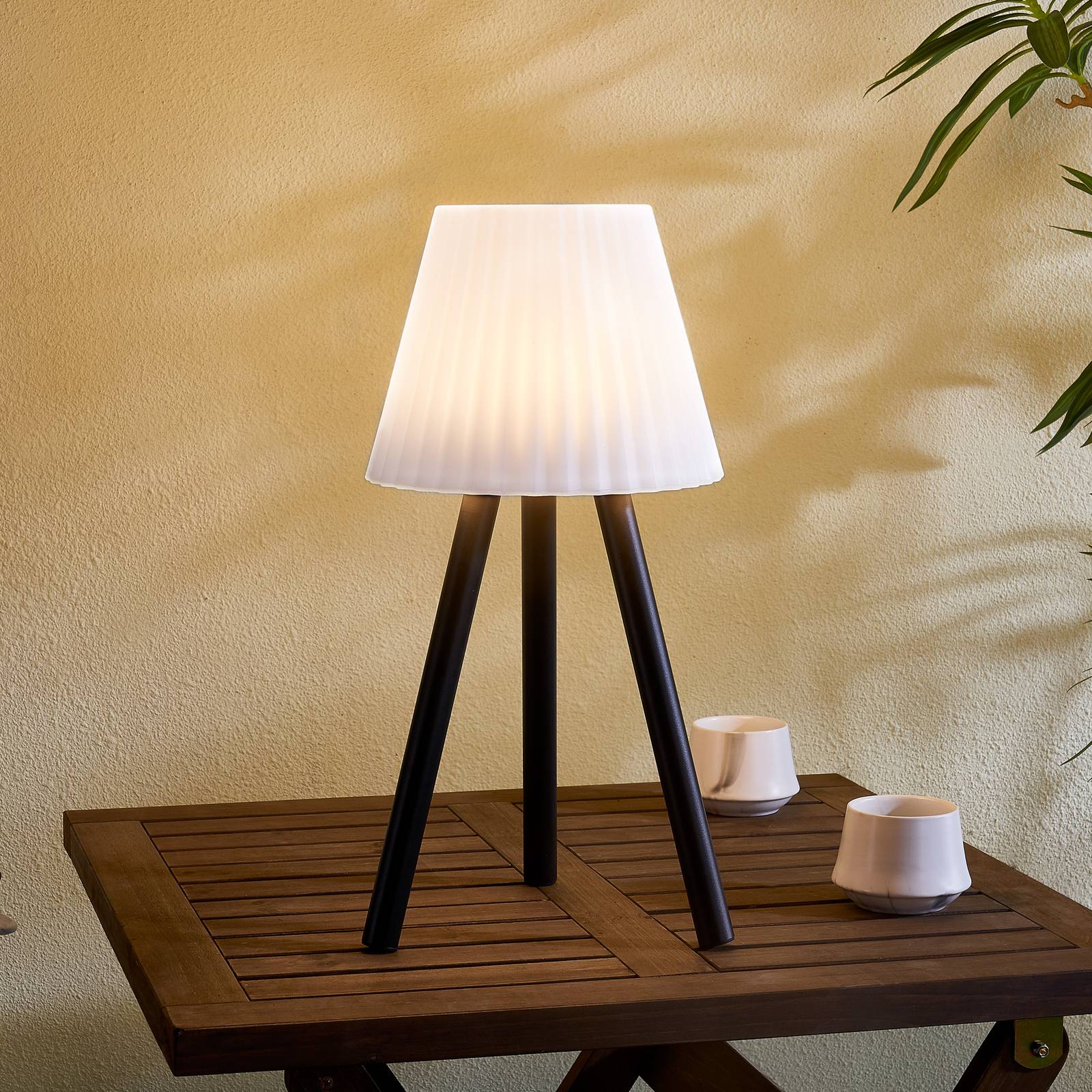 Lindby LED-Außentischleuchte Jaimy, Akku, schwarz, Metall Lindby LED-Außentischleuchte Jaimy, Akku, schwarz, Metall von LINDBY