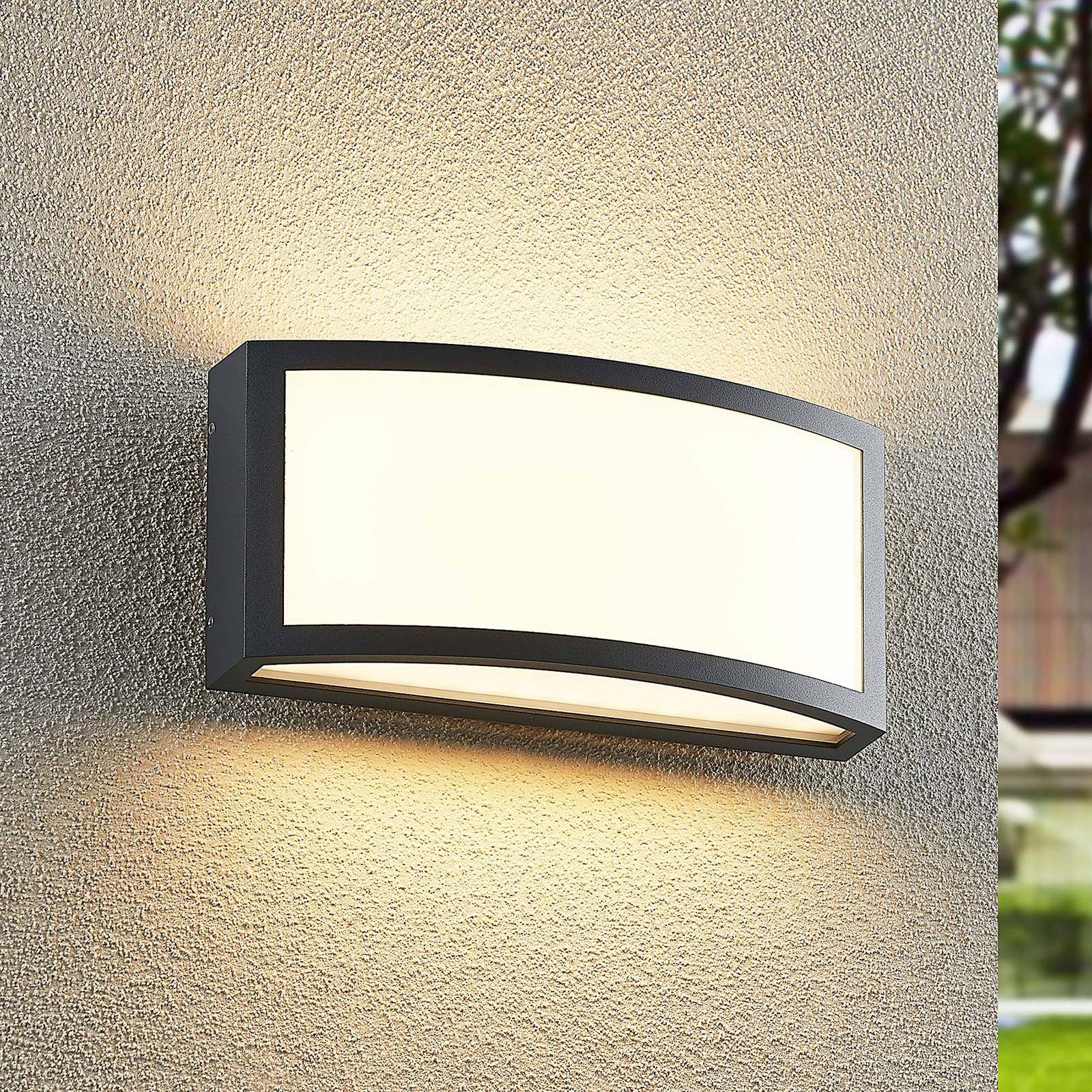 Lindby Jakari LED-Außenwandleuchte, eckig, weiß Lindby Jakari LED-Außenwandleuchte, eckig, weiß von LINDBY