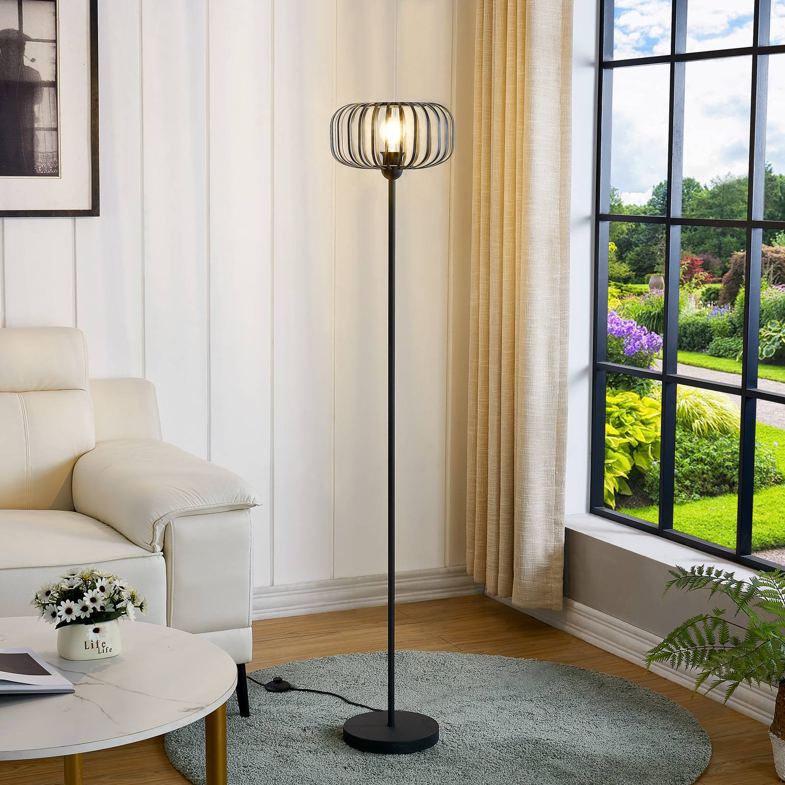 Lindby Krish Stehlampe, Käfigoptik, schwarz Lindby Krish Stehlampe, Käfigoptik, schwarz von LINDBY