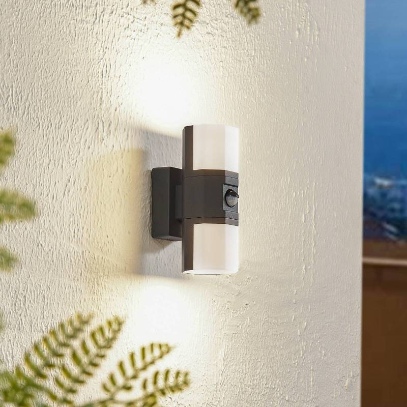 Lindby LED-Außenwandleuchte Alaric, Alu, anthrazit, Sensor von LINDBY