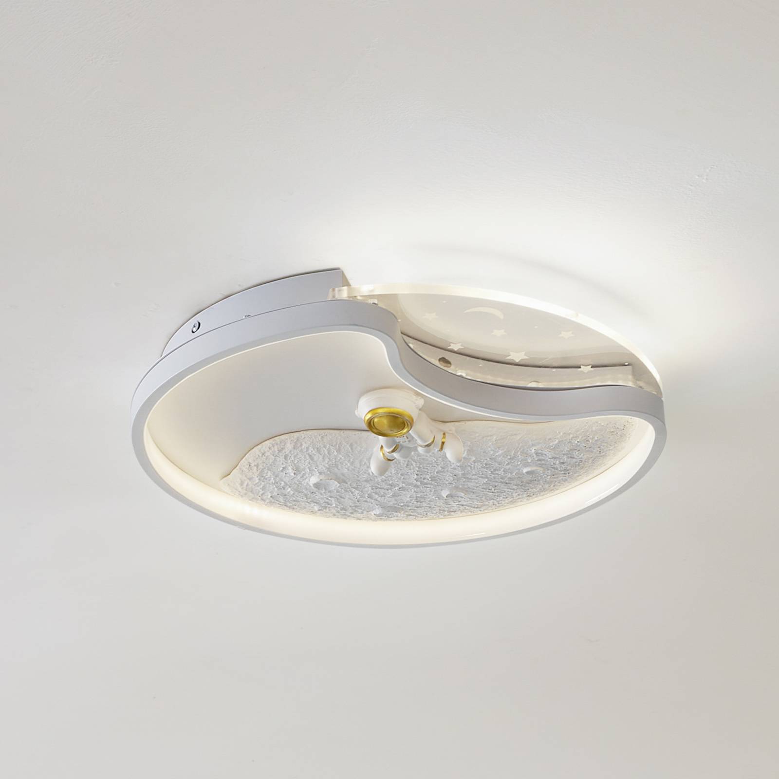 Lindby LED-Deckenleuchte Kosmo, 40 cm, weiß, Metall, Mond Lindby LED-Deckenleuchte Kosmo, 40 cm, weiß, Metall, Mond von LINDBY
