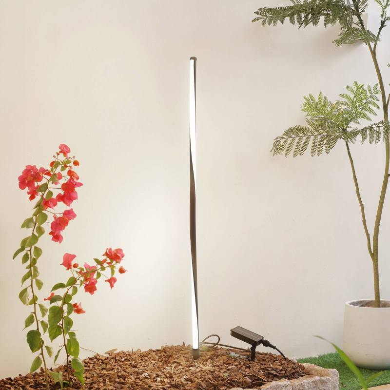 Lindby LED-Solarleuchte Sabriel, gerade, schwarz, Alu, 3000K von LINDBY