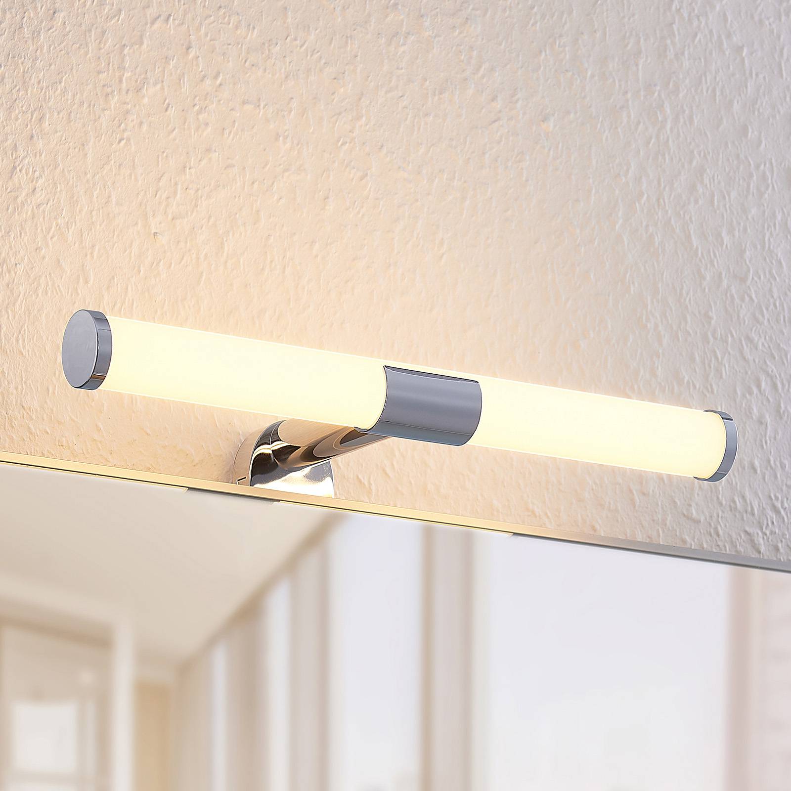 Lindby Naili LED-Spiegelleuchte, chrom von LINDBY