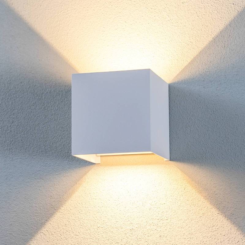 Lindby LED-Außenwandleuchte Nivar, eckig, weiß, Metall, IP54 von LINDBY