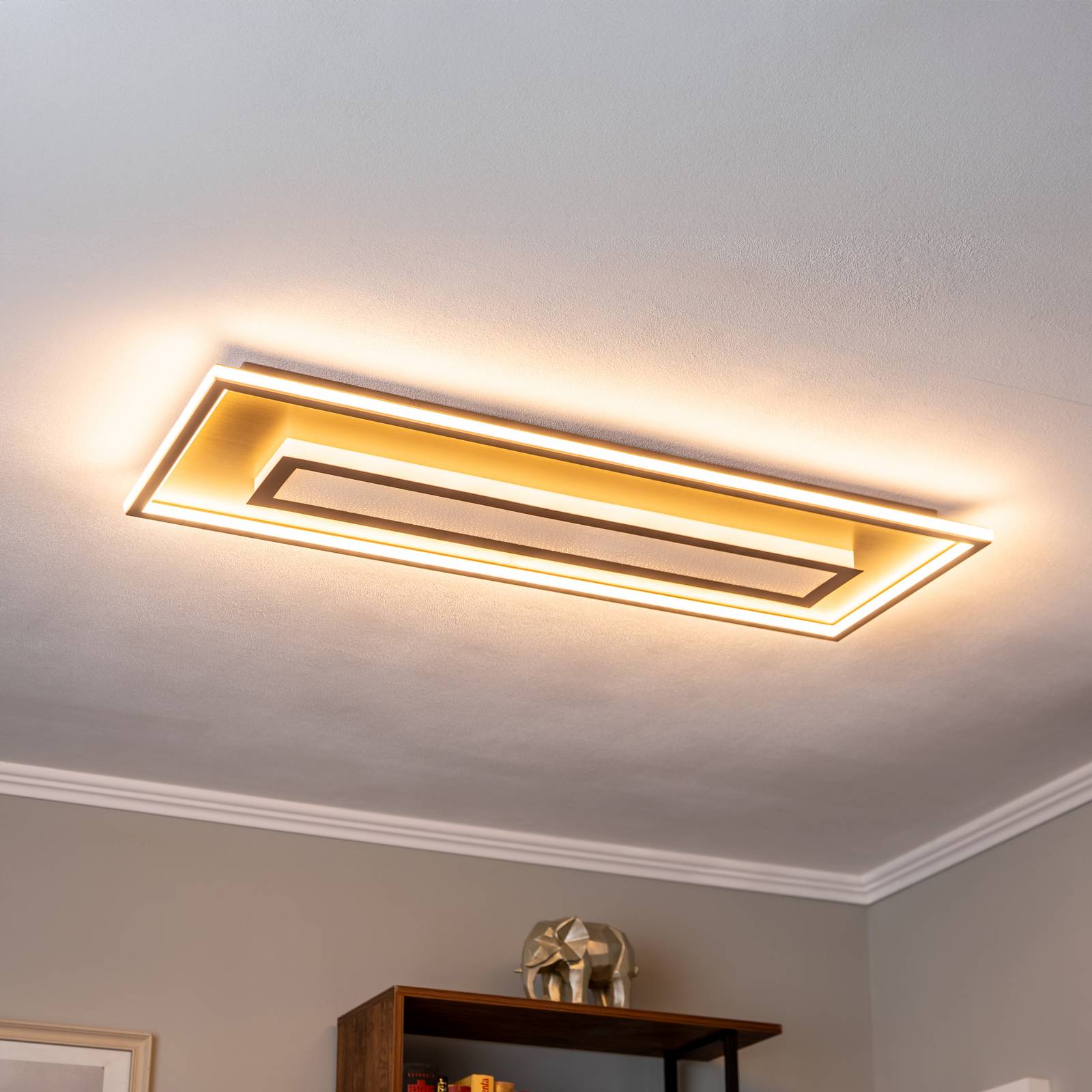 Lindby Pekela LED-Deckenlampe, eckig, 110 x 40 cm Lindby Pekela LED-Deckenlampe, eckig, 110 x 40 cm von LINDBY