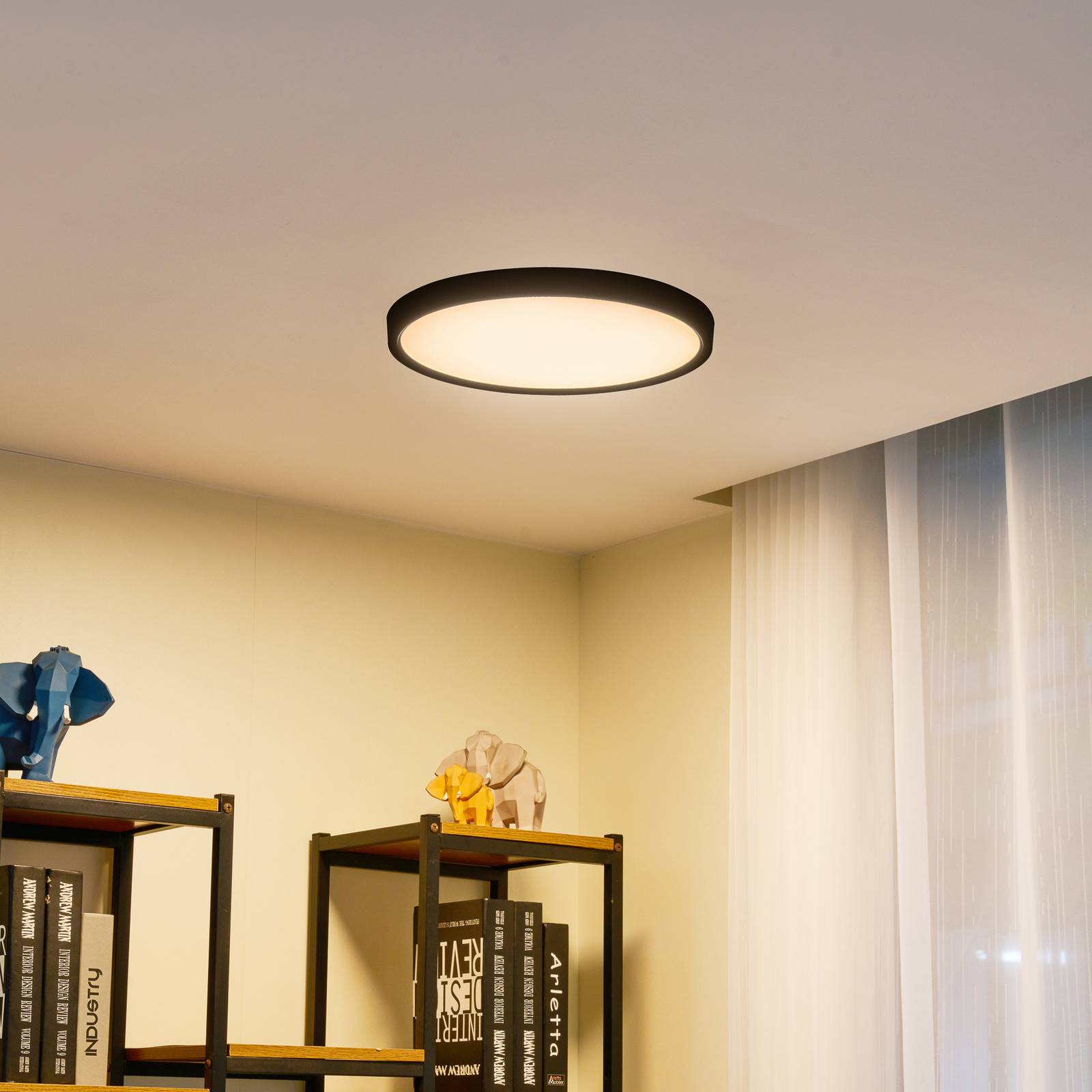 Lindby LED-Deckenleuchte Pravin, Ø 40 cm, CCT, schwarz Lindby LED-Deckenleuchte Pravin, Ø 40 cm, CCT, schwarz von LINDBY
