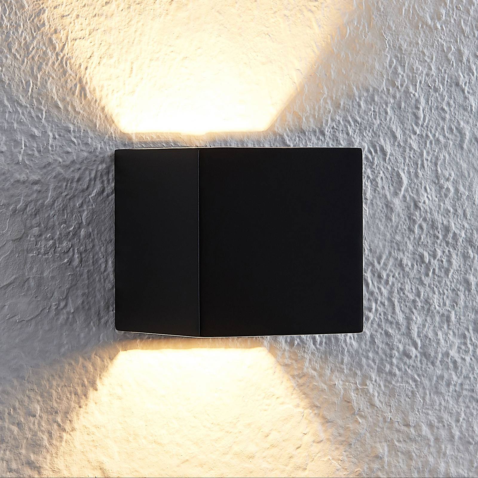 Lindby Quaso LED-Wandlampe, Beton schwarz von LINDBY