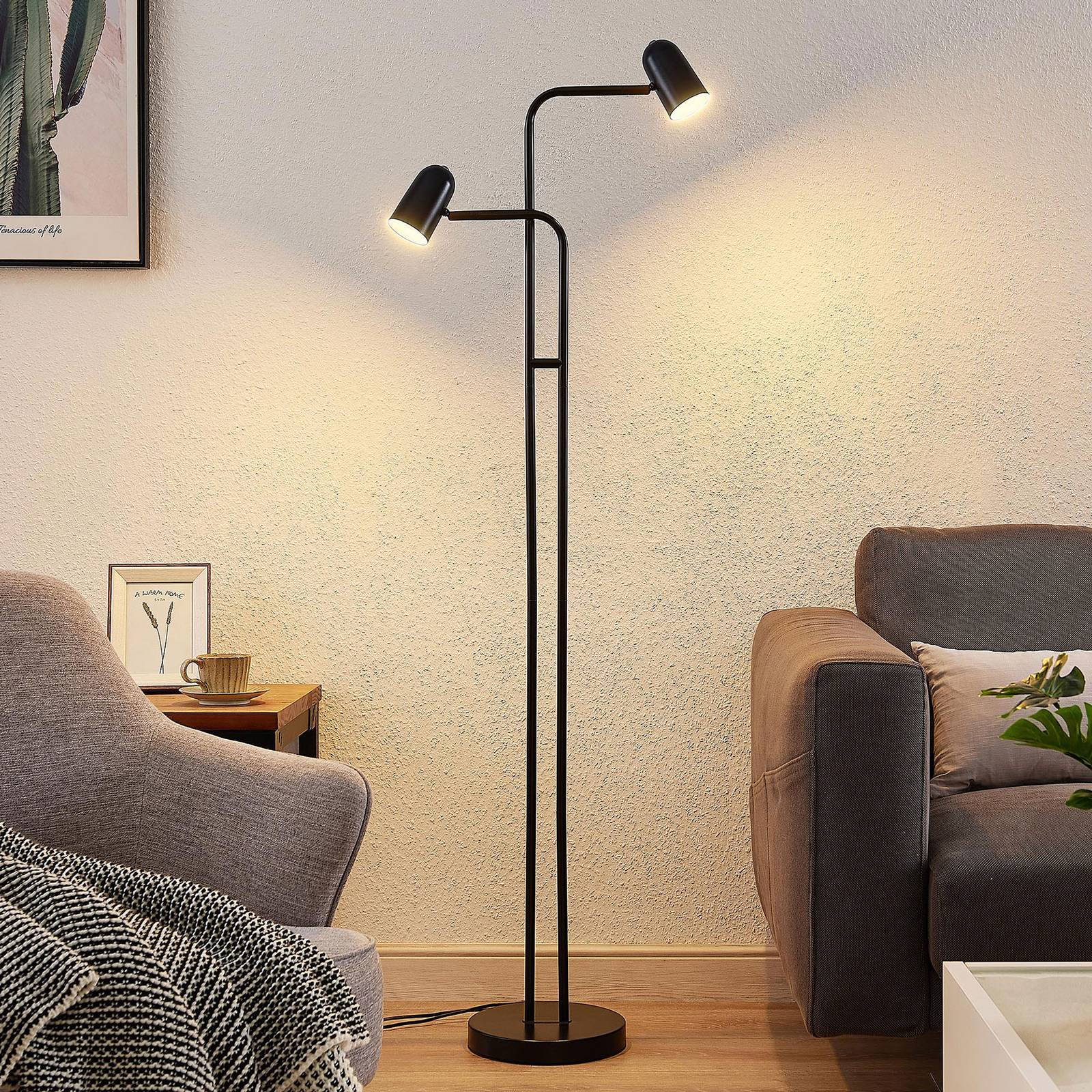 Lindby Skalum Stehlampe, schwarz, zweiflammig Lindby Skalum Stehlampe, schwarz, zweiflammig von LINDBY
