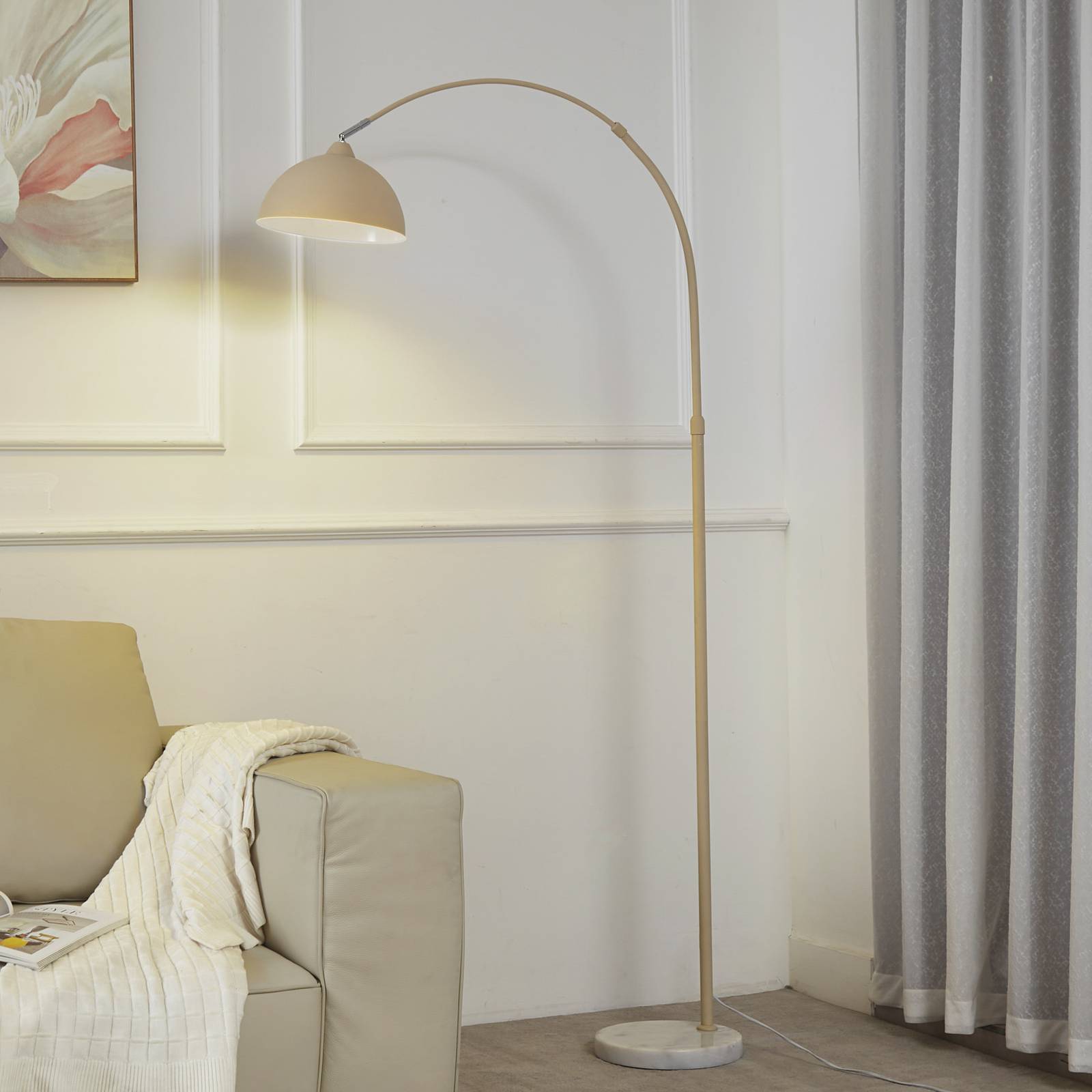 Lindby Stehlampe Tonka, beige, Metall/Marmor, 180 cm, E27 Lindby Stehlampe Tonka, beige, Metall/Marmor, 180 cm, E27 von LINDBY