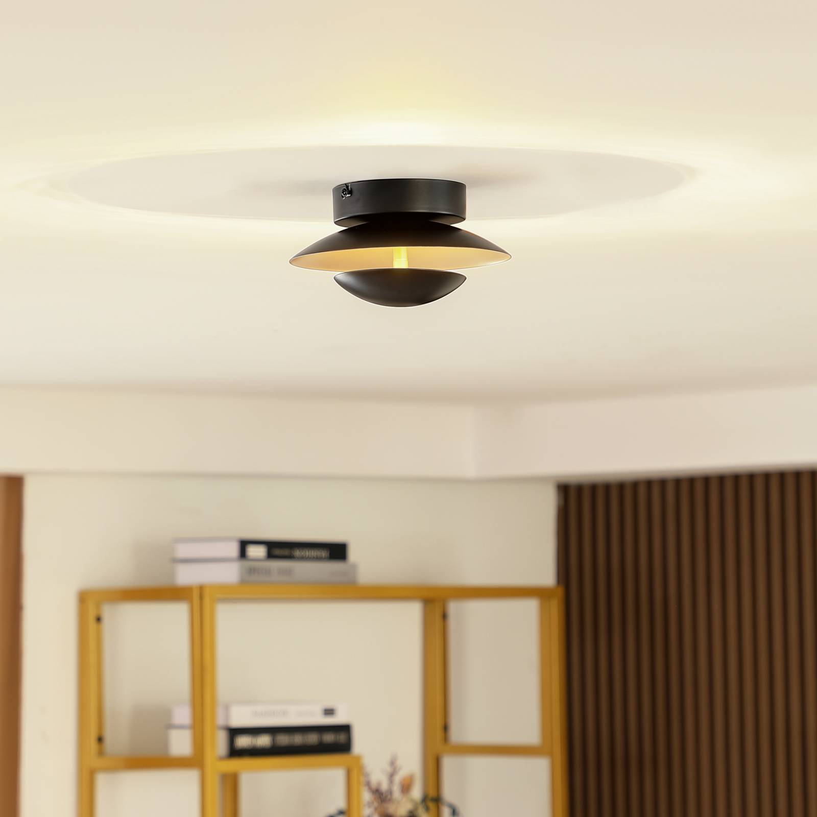 Lindby LED-Deckenlampe Tiama, Metall, schwarz/gold, Ø 20 cm Lindby LED-Deckenlampe Tiama, Metall, schwarz/gold, Ø 20 cm von LINDBY