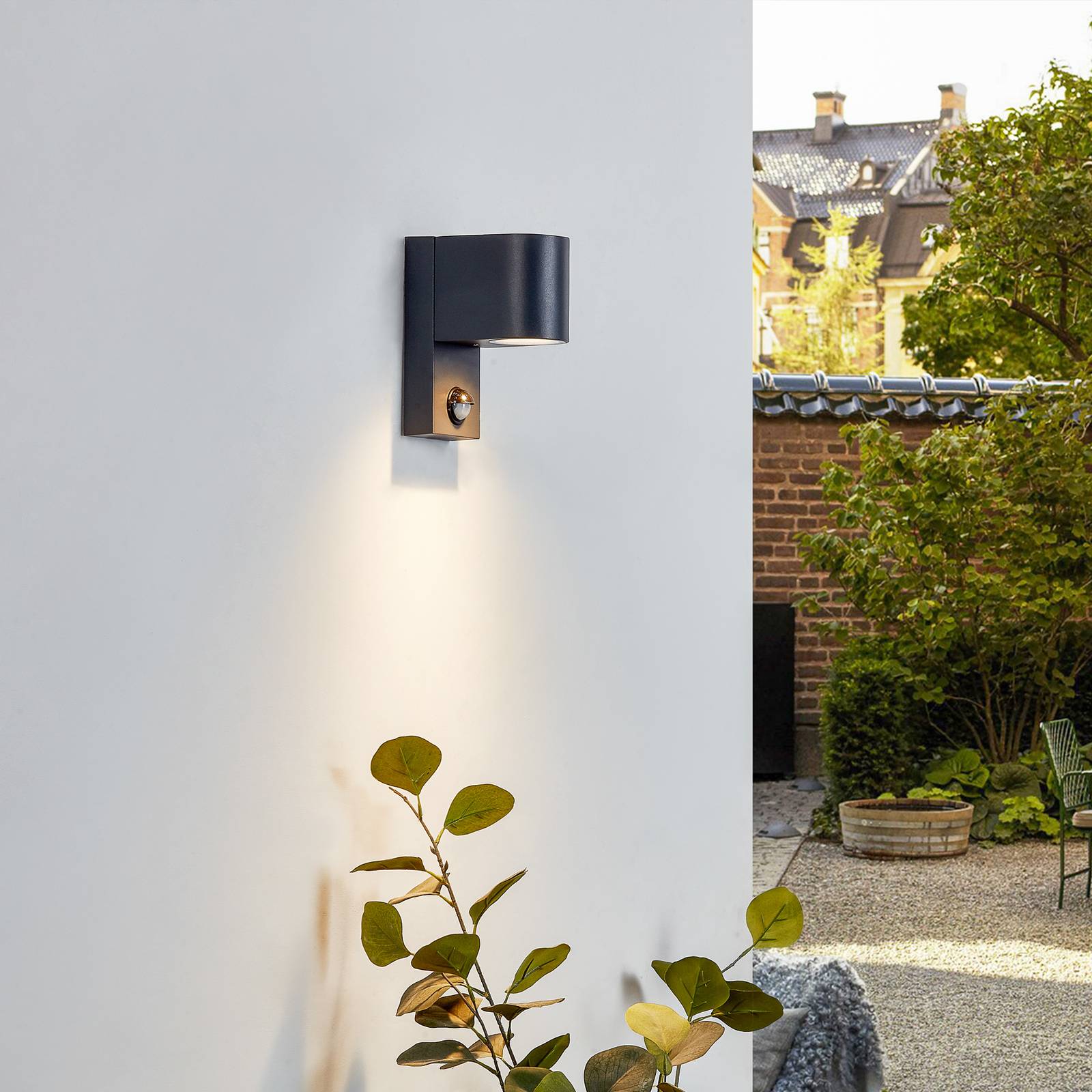 Lindby Außenwandleuchte Gelso, Alu, 15 cm, GU10, Sensor Lindby Außenwandleuchte Gelso, Alu, 15 cm, GU10, Sensor von LINDBY