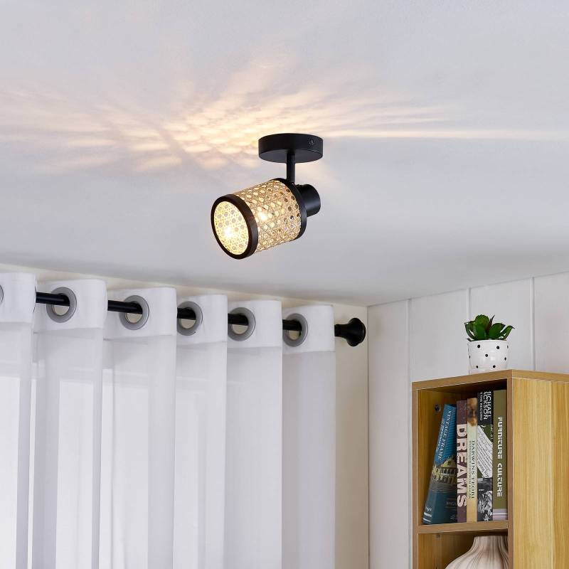 Lindby Spot Yaelle, Ø 10 cm, Rattan, schwarz, E27 von LINDBY