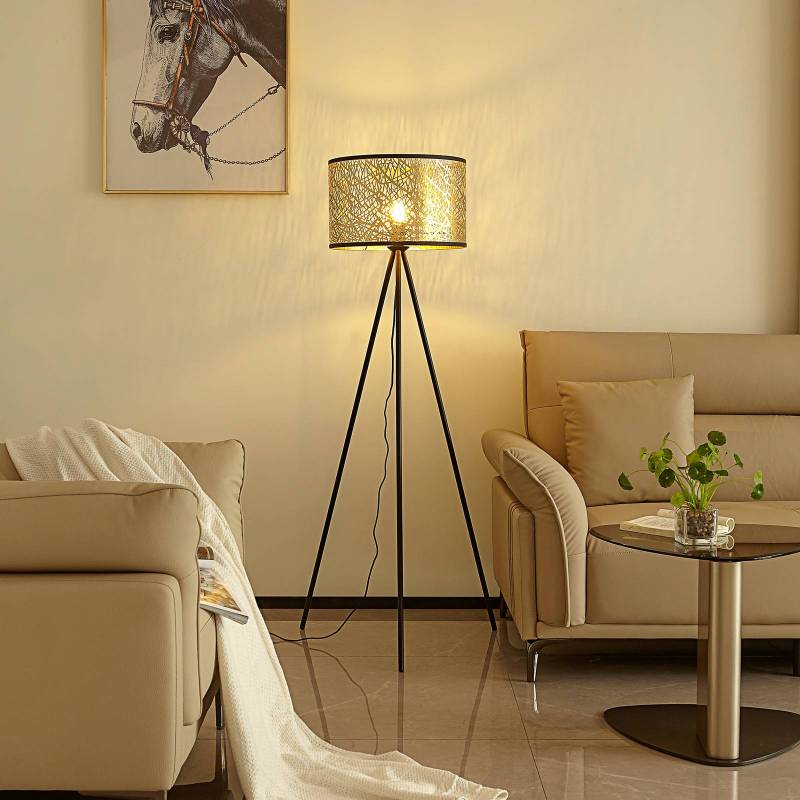 Lindby Stehleuchte Yonah, goldfarben, Metall, 143 cm, E27 von LINDBY