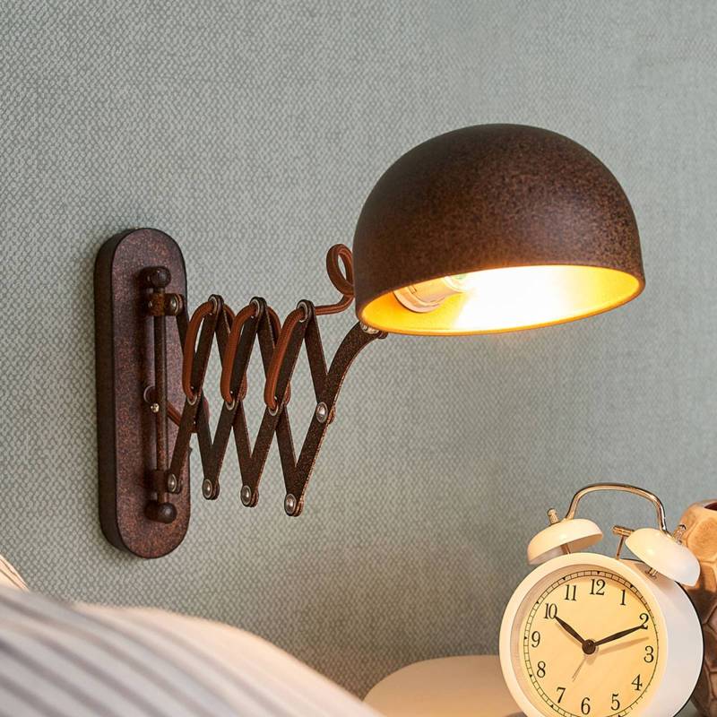 Lindby Wandlampe Curtis, rostfarben, verstellbar, 57 cm, E14 von LINDBY