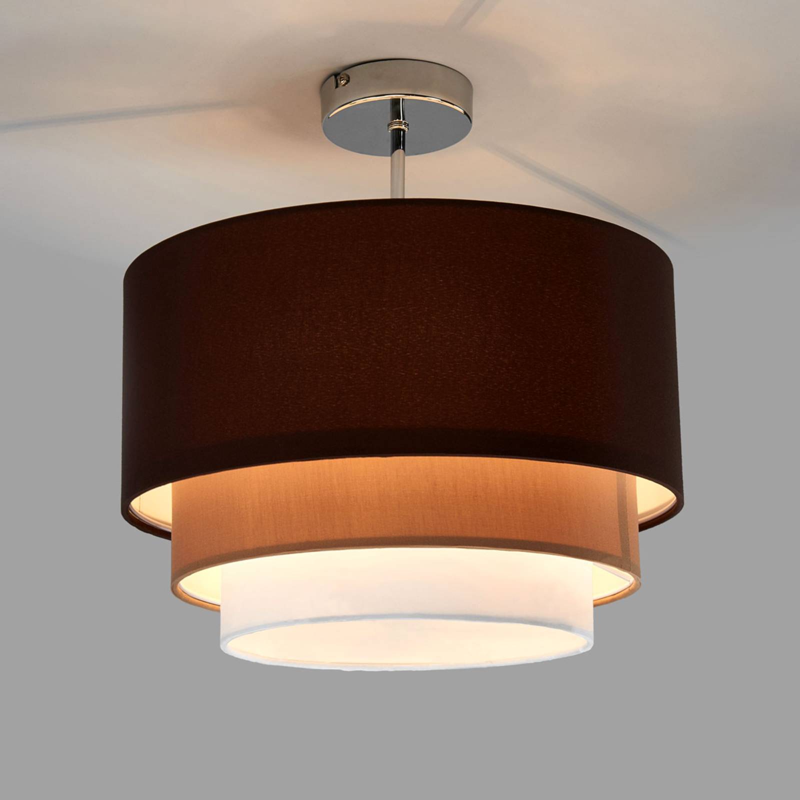 Stoff in drei Lagen - die Deckenlampe Jayda Stoff in drei Lagen - die Deckenlampe Jayda von LINDBY