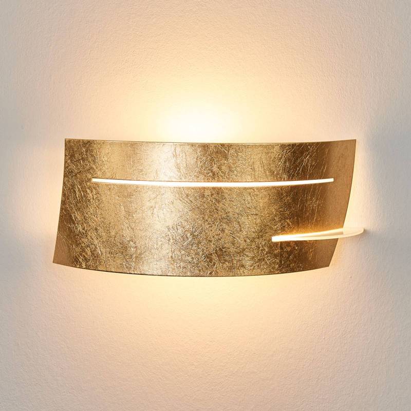Wandlampe Keyron, goldfarben, Metall, Glas, 30 cm breit von LINDBY