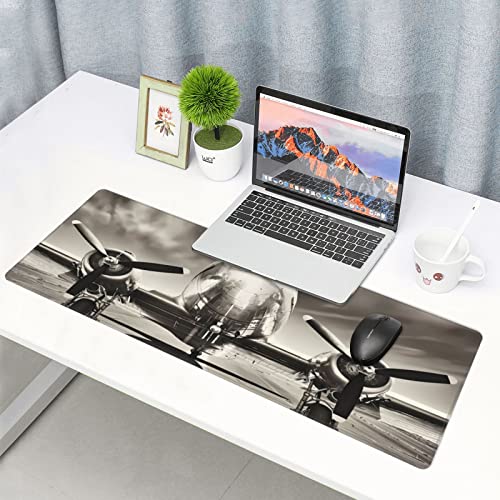 LOGMOR Schwarzes Vintage-Flugzeug-Mauspad, XXL-Gaming- und Büro-Deskpad, 30 x 80 cm, waschbar, rutschfest, für Spieler und Büros LOGMOR Schwarzes Vintage-Flugzeug-Mauspad, XXL-Gaming- und Büro-Deskpad, 30 x 80 cm, waschbar, rutschfest, für Spieler und Büros von LOGMOR