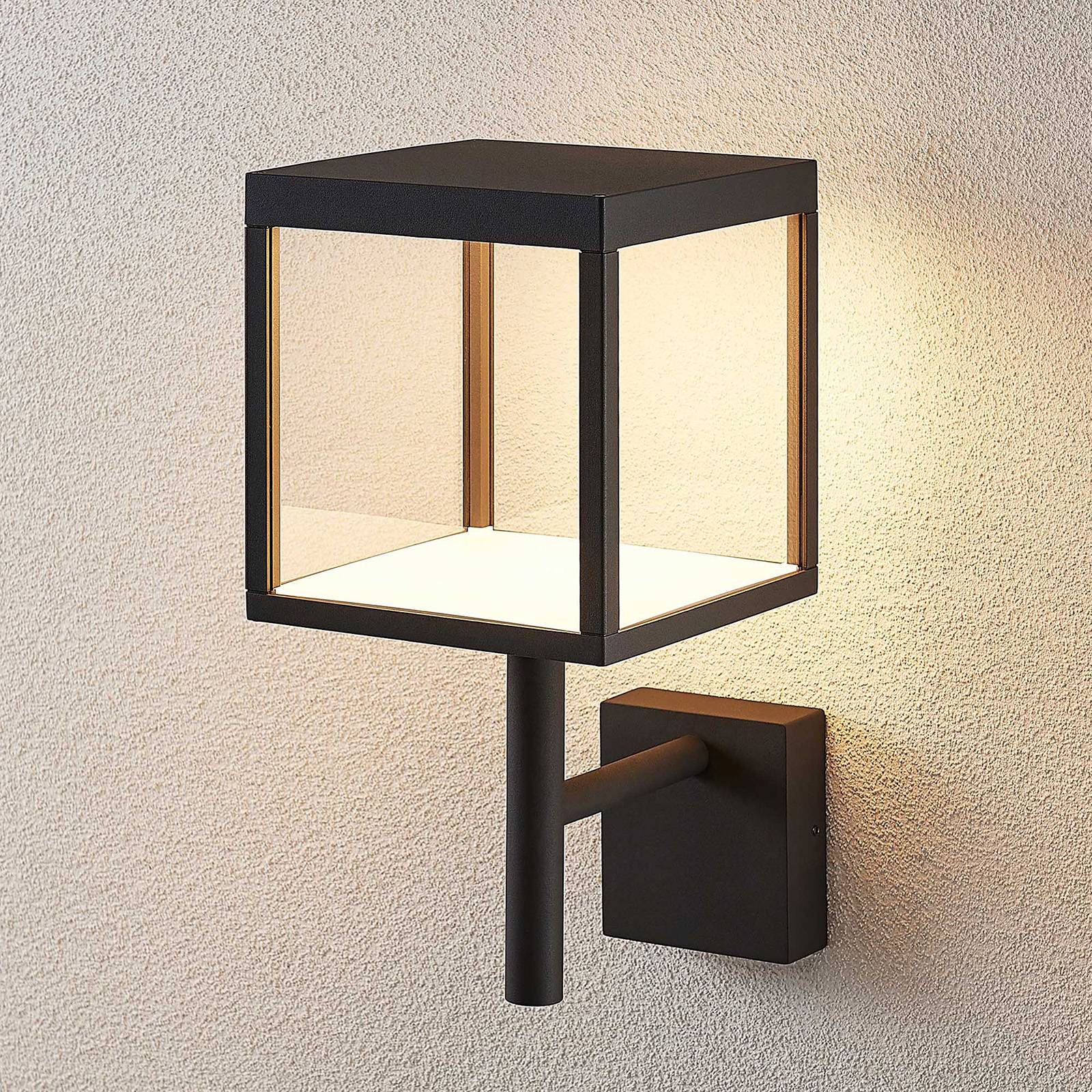 Lucande LED-Wandleuchte Cube, anthrazit, Glas, 37cm, IP54 Lucande LED-Wandleuchte Cube, anthrazit, Glas, 37cm, IP54 von LUCANDE