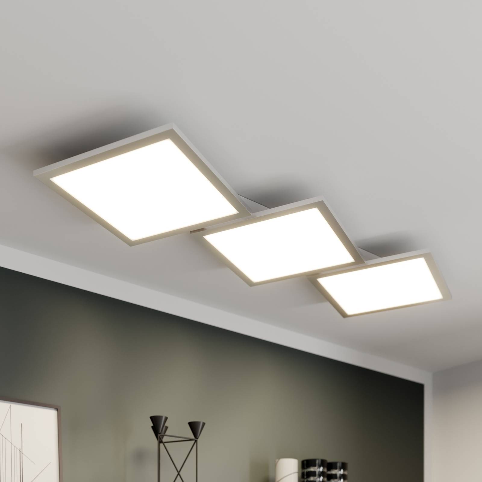 Lucande LED-Deckenlampe Ilira, 3-flg., silber, CCT, dimmbar Lucande LED-Deckenlampe Ilira, 3-flg., silber, CCT, dimmbar von LUCANDE