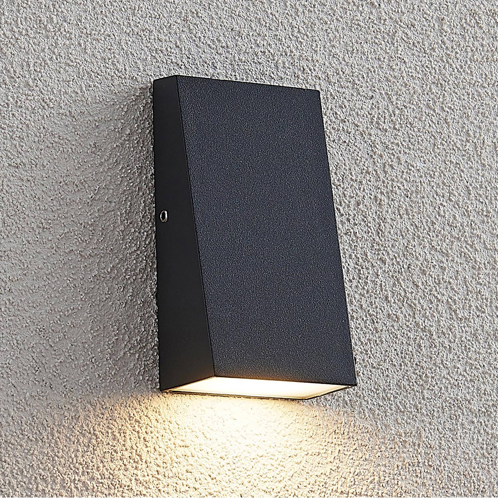 Lucande Adarey LED-Außenwandlampe, IP54 von LUCANDE