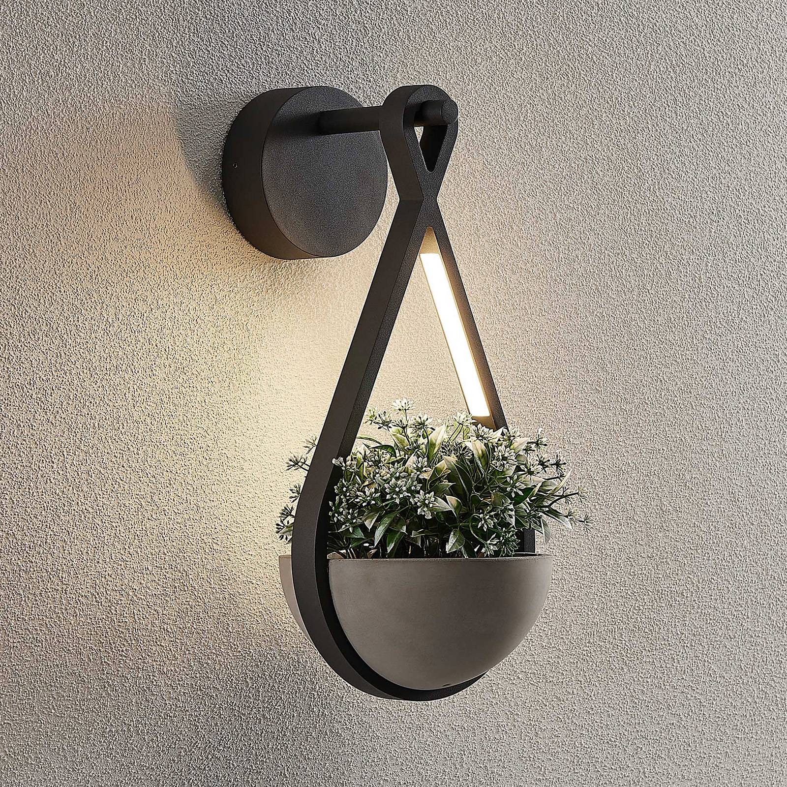 Lucande LED-Außenwandleuchte Florka, Naturstein, Blumenampel Lucande LED-Außenwandleuchte Florka, Naturstein, Blumenampel von LUCANDE