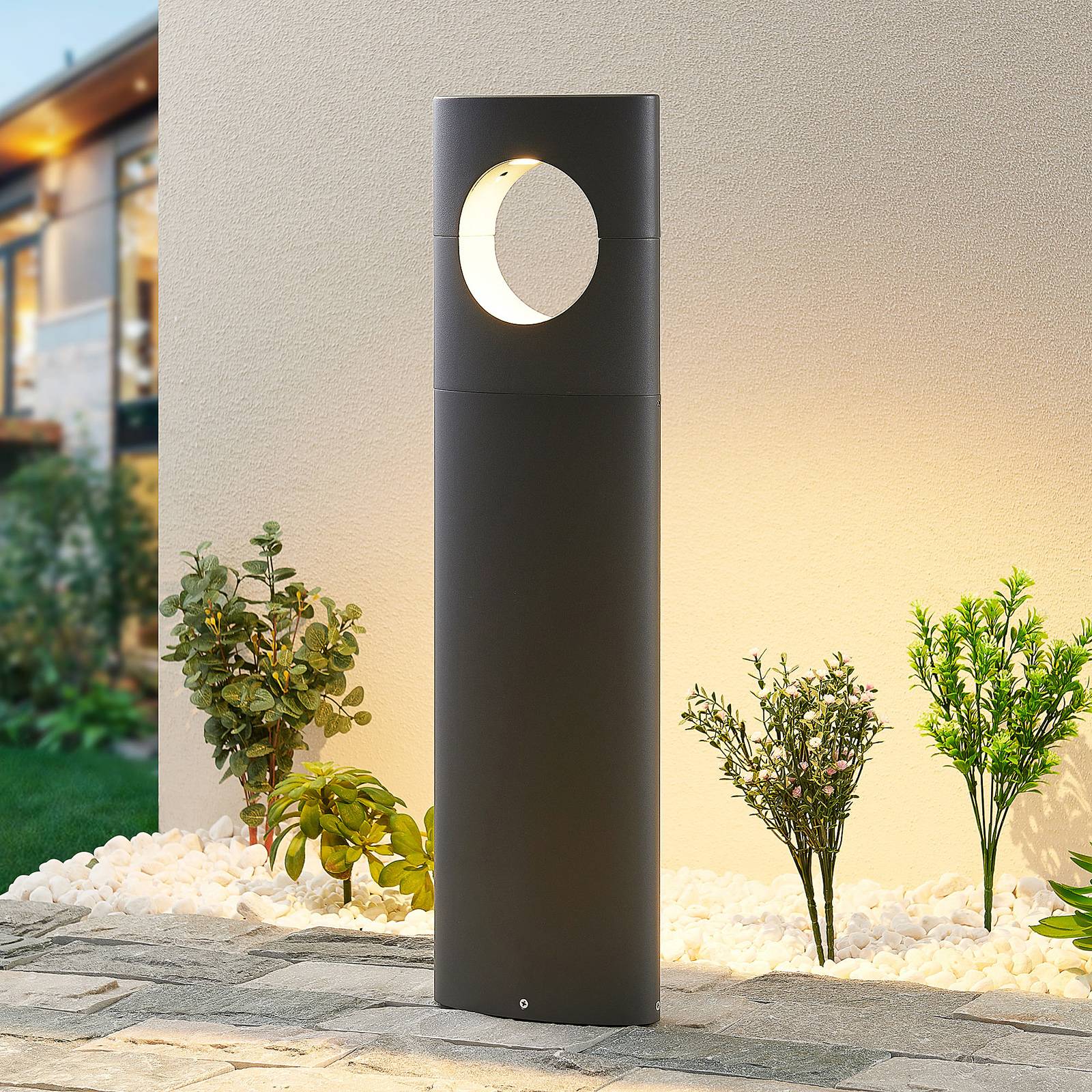 Lucande Forama LED-Wegeleuchte, dunkelgrau Lucande Forama LED-Wegeleuchte, dunkelgrau von LUCANDE