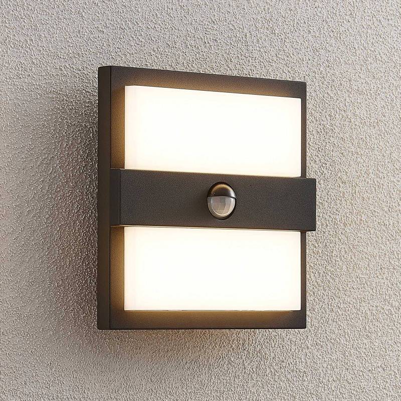 Lucande LED-Außenwandleuchte Gylfi, 20 cm, schwarz, Sensor von LUCANDE