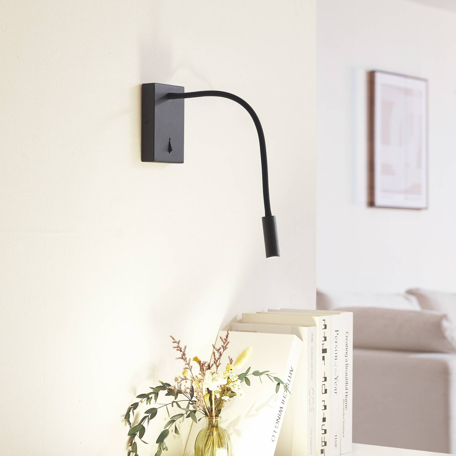 Lucande LED-Leseleuchte Hetti, schwarz, Metall, 14 cm hoch Lucande LED-Leseleuchte Hetti, schwarz, Metall, 14 cm hoch von LUCANDE
