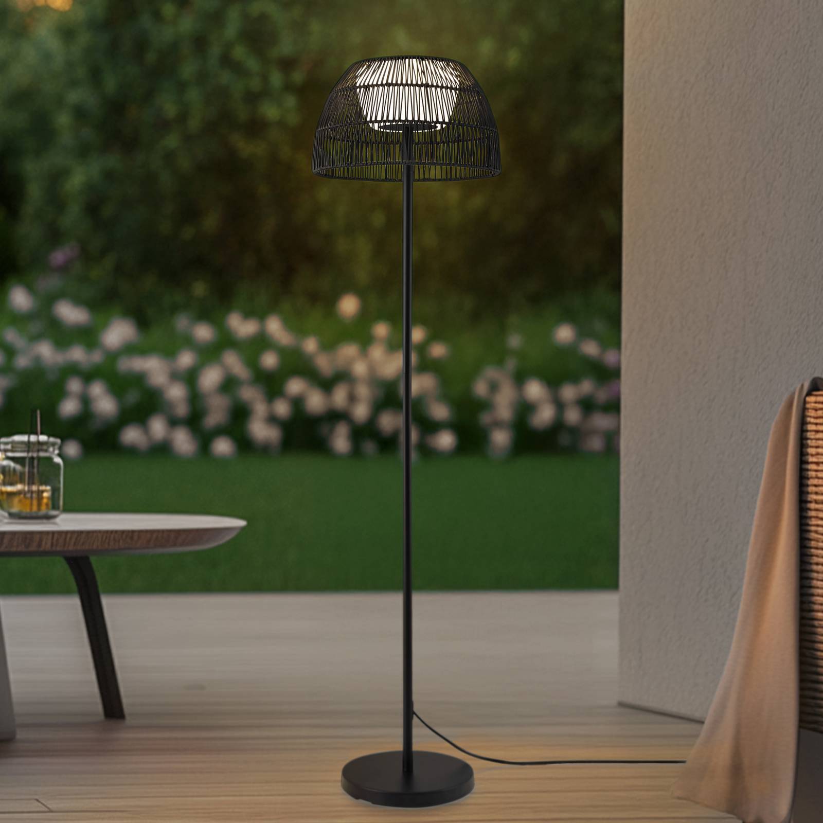 Lucande LED-Außenstehleuchte Heribio, schwarz, Eisen, 153 cm Lucande LED-Außenstehleuchte Heribio, schwarz, Eisen, 153 cm von LUCANDE