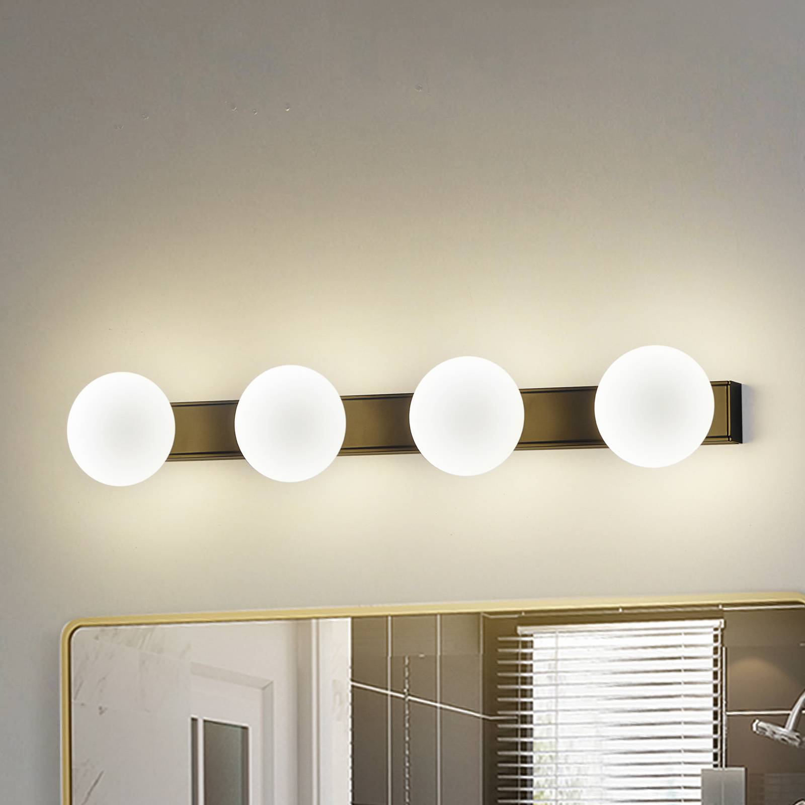 Lucande LED-Bad-Wandlampe Myrra, schwarz, Glas, 60 cm, IP44 Lucande LED-Bad-Wandlampe Myrra, schwarz, Glas, 60 cm, IP44 von LUCANDE