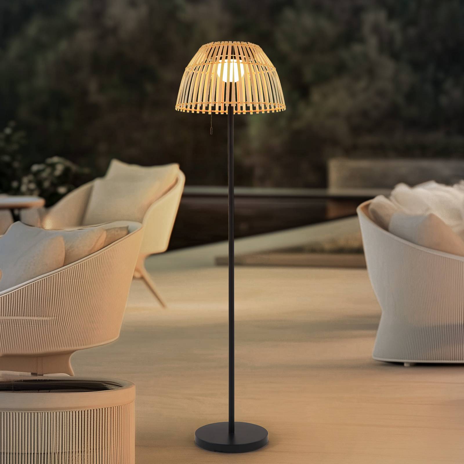 Lucande LED-Solar-Stehleuchte Eligio, Bambus, Ø 39 cm, RGB von LUCANDE