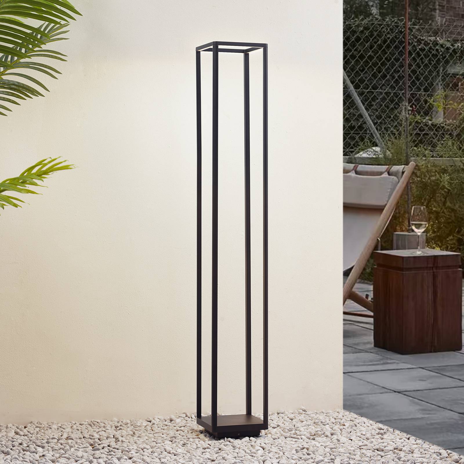 Lucande LED-Wegeleuchte Thorvid, Höhe 120 cm, schwarz Lucande LED-Wegeleuchte Thorvid, Höhe 120 cm, schwarz von LUCANDE